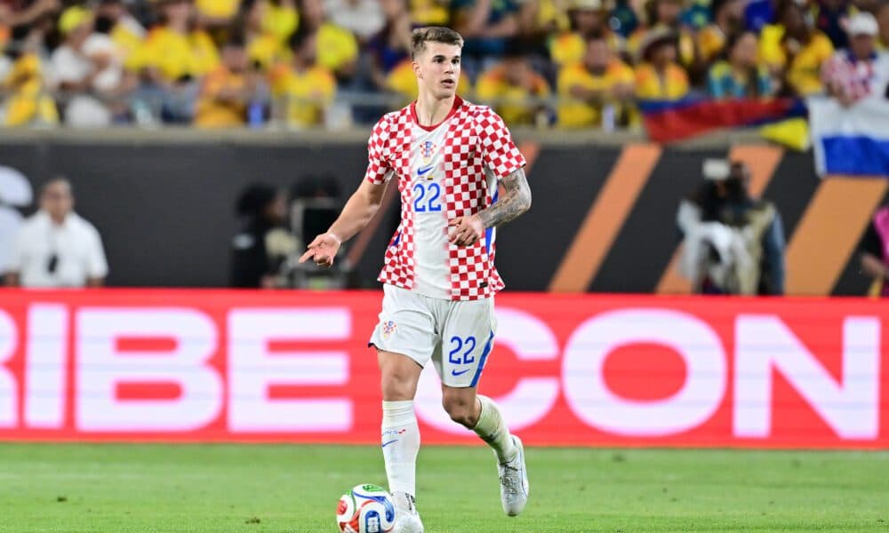 Barcelona plot move for Tottenham defender Luka Vuskovic