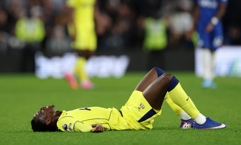 Kolo Muani might have cost Tottenham their Premier League status with horrendous error, De Zerbi deserves stick for starting him