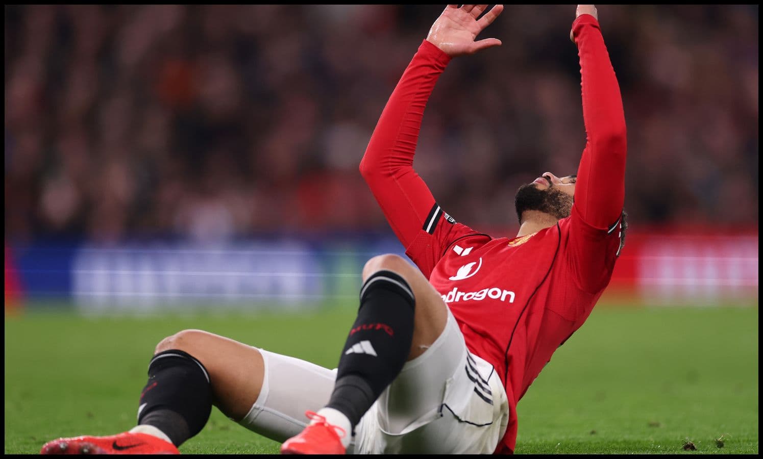 “Absolute joke” – Man Utd legend left fuming after ‘fair & square’ defeat to Leeds