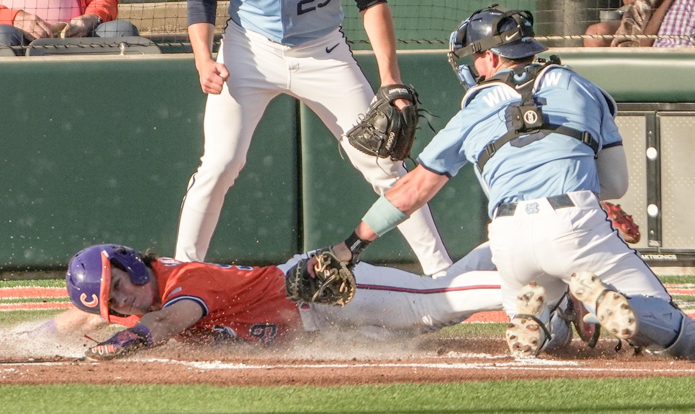 UNC baseball sweeps Pitt to win final regular season home series