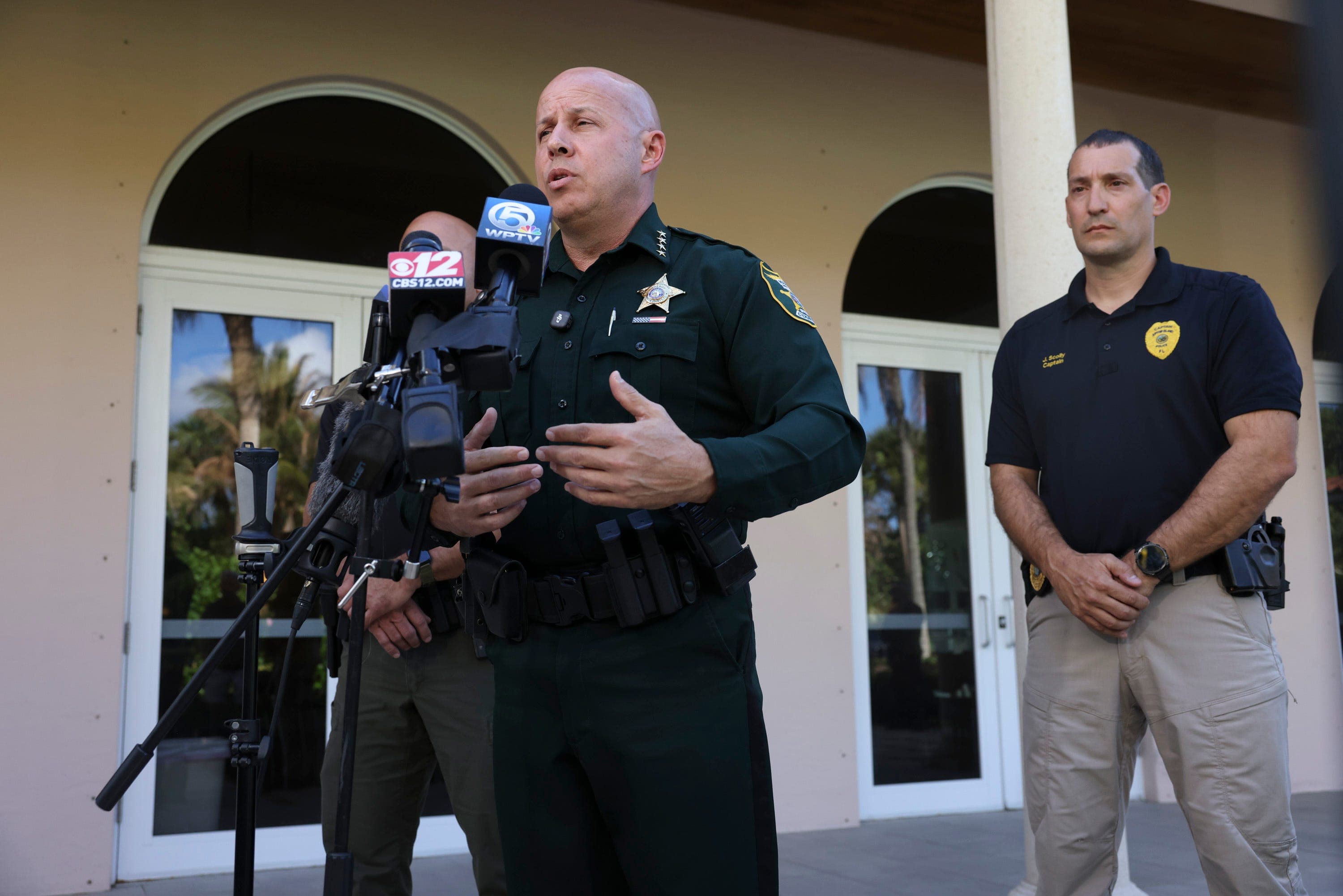 Tiger Woods arrested after Florida crash, facing DUI charges