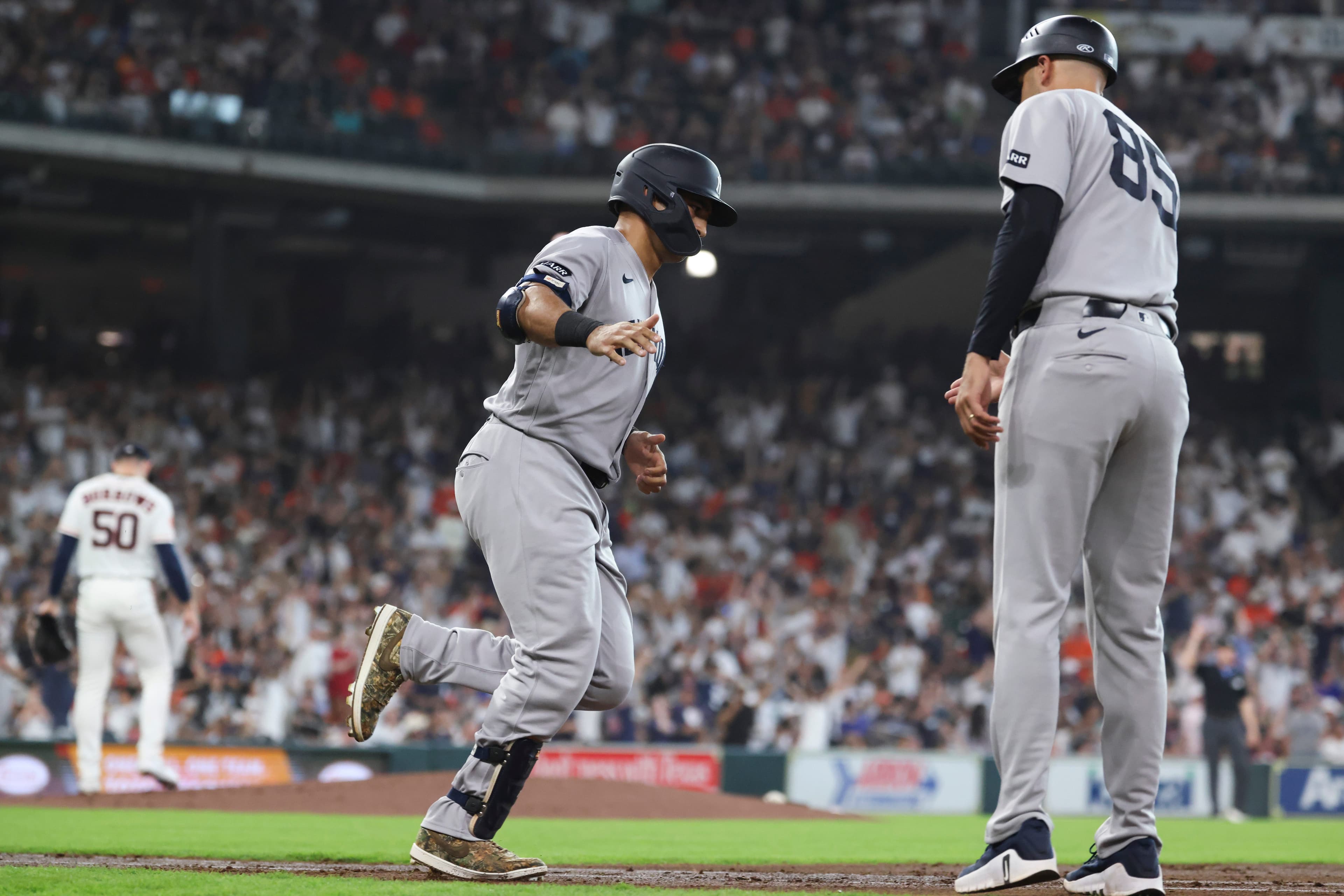 With their infield carousel spinning, Yankees get back to winning