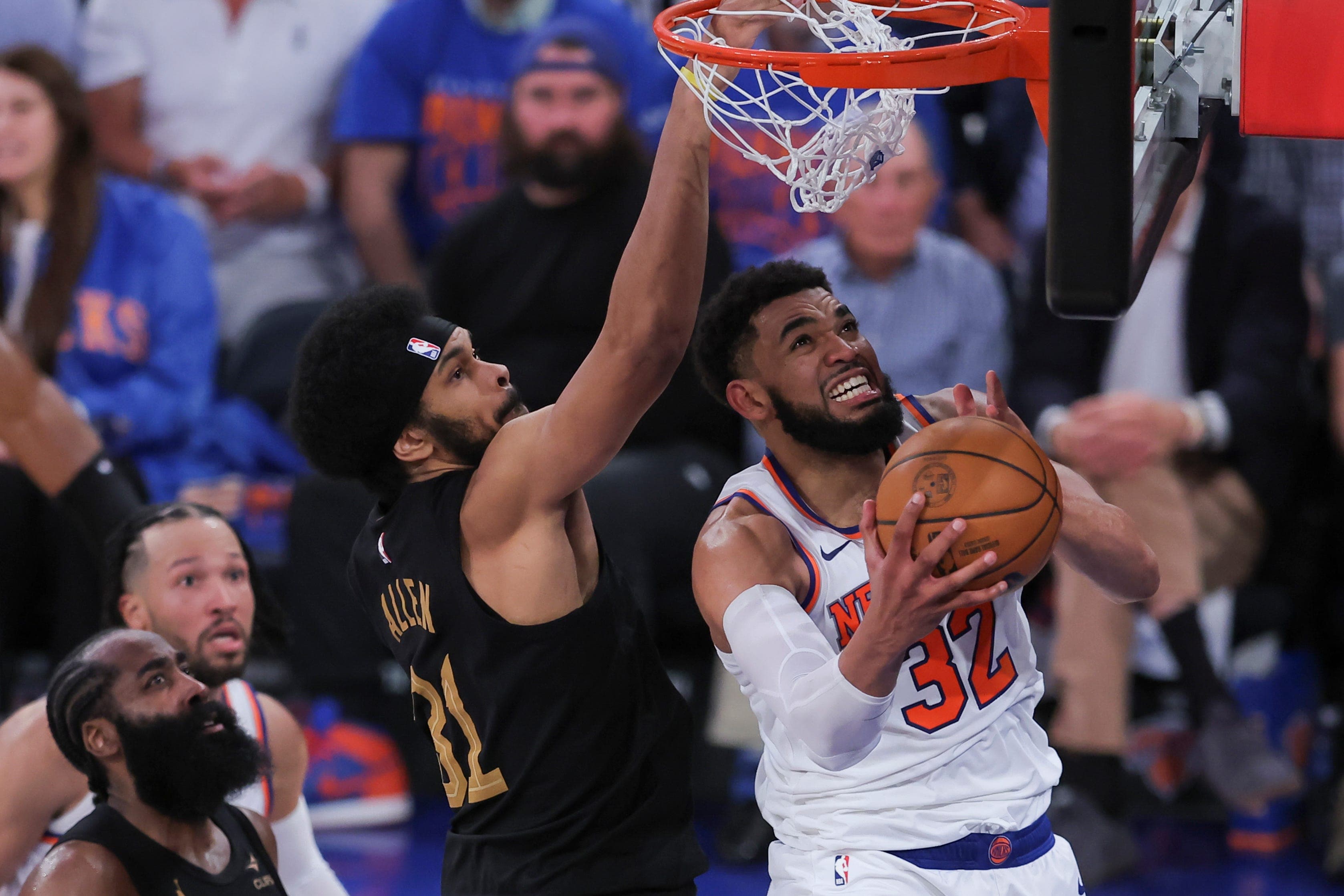 What channel is Cleveland Cavaliers vs. New York Knicks Game 2 on?