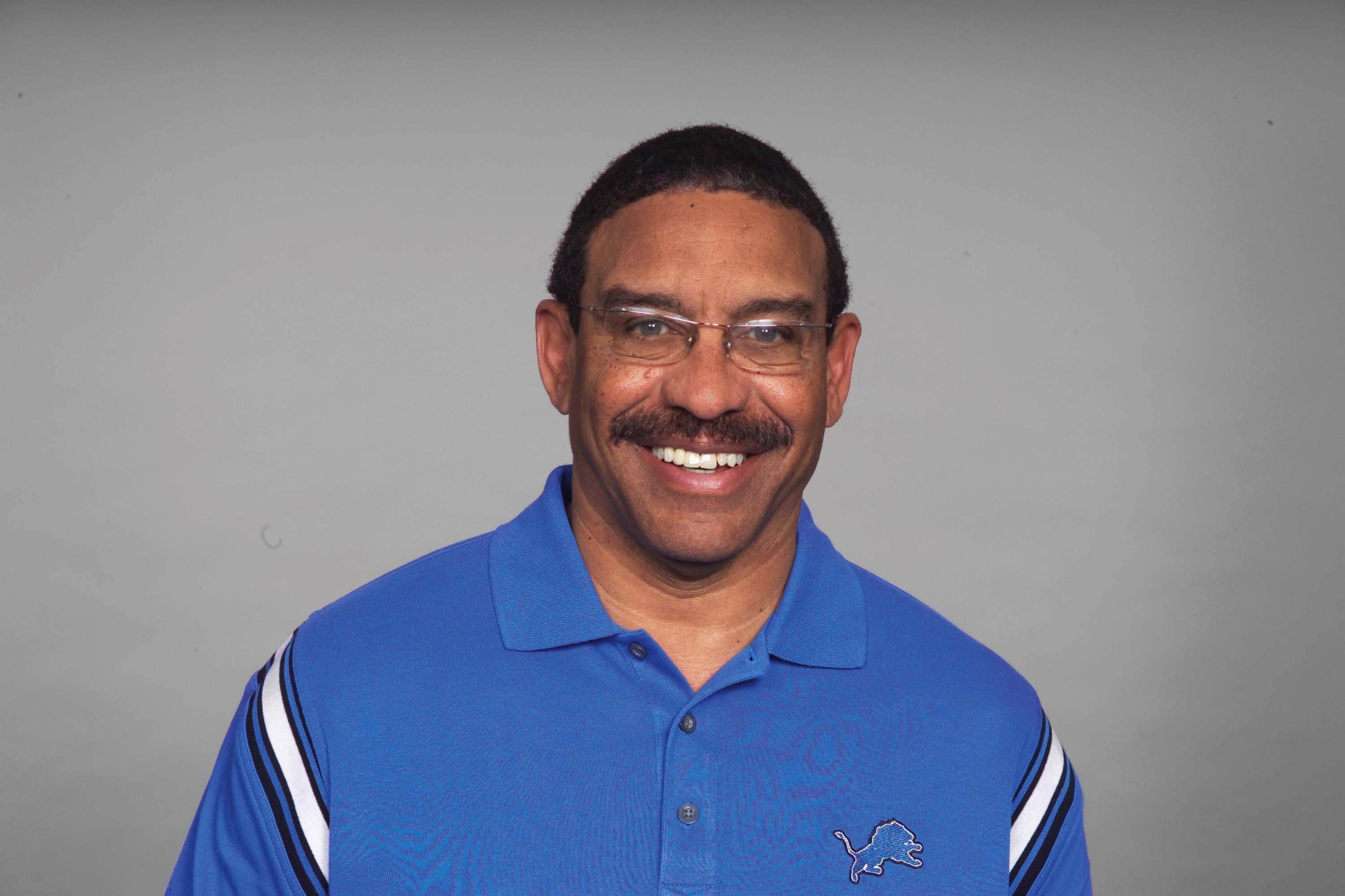 Sherman Lewis, Manual alum and NFL Super Bowl winning assistant, dies