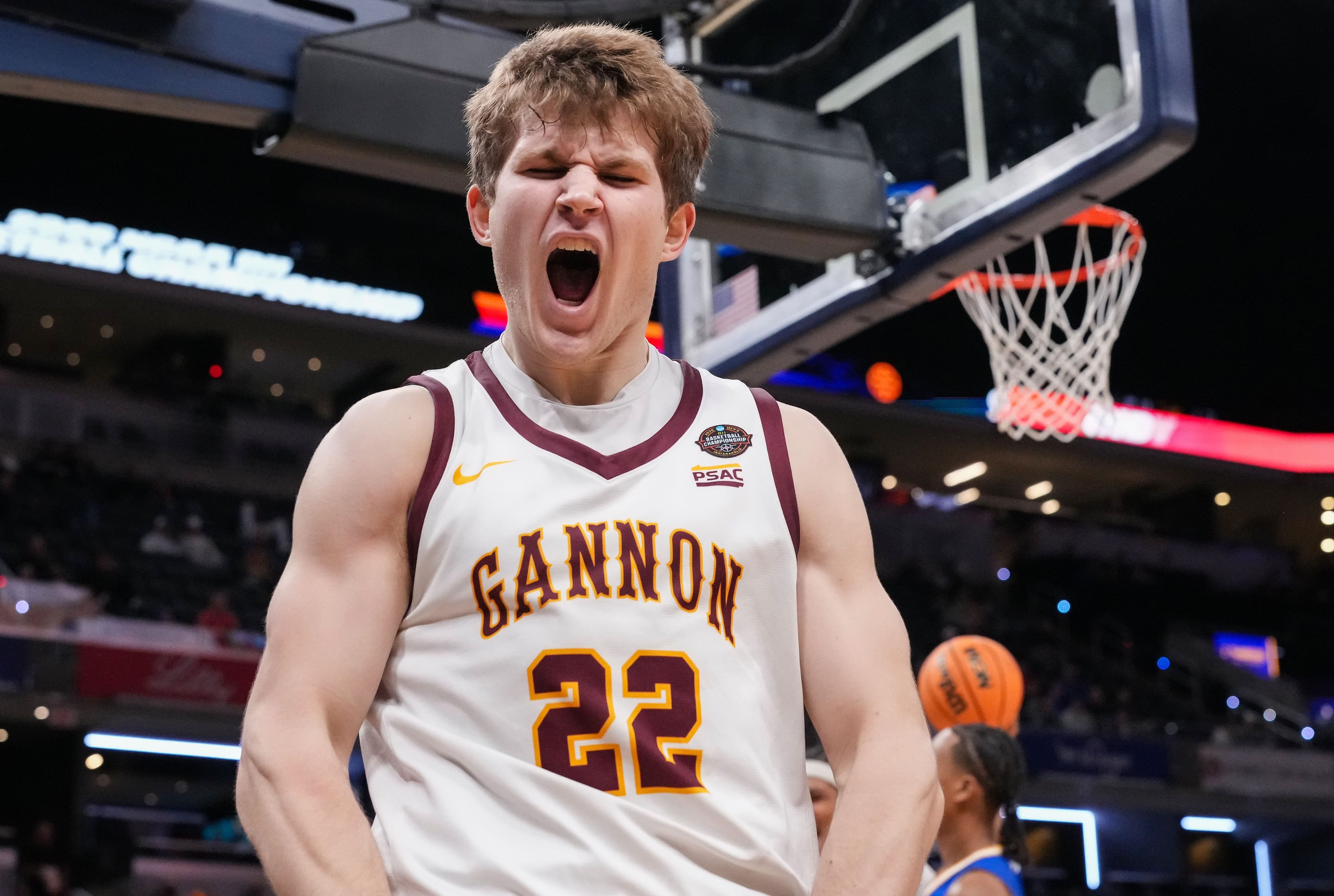 Pace Prosser announces move to Siena after winning DII national title