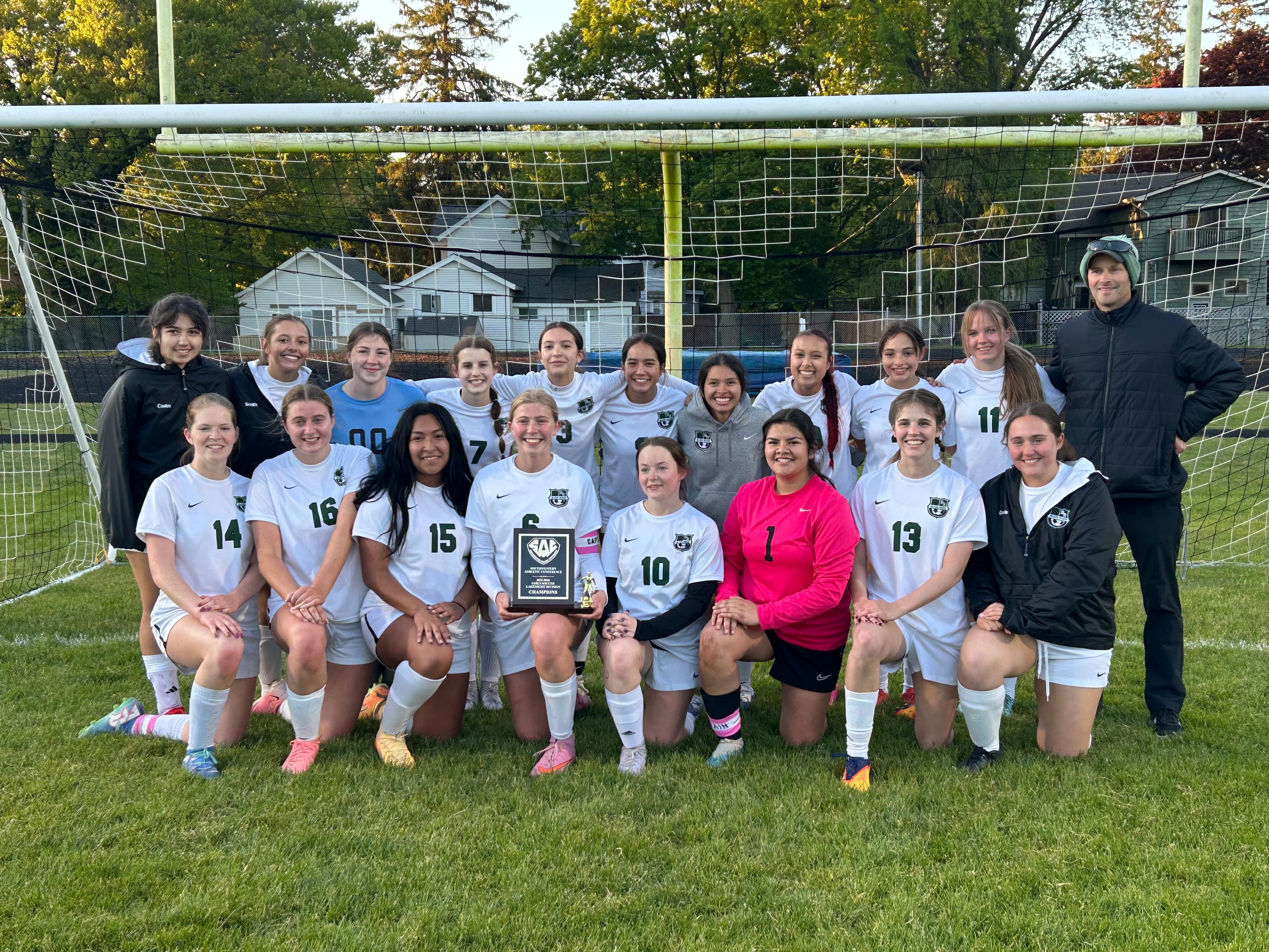 Black River soccer clinches SAC Division title; Saugatuck's Rewa scores four