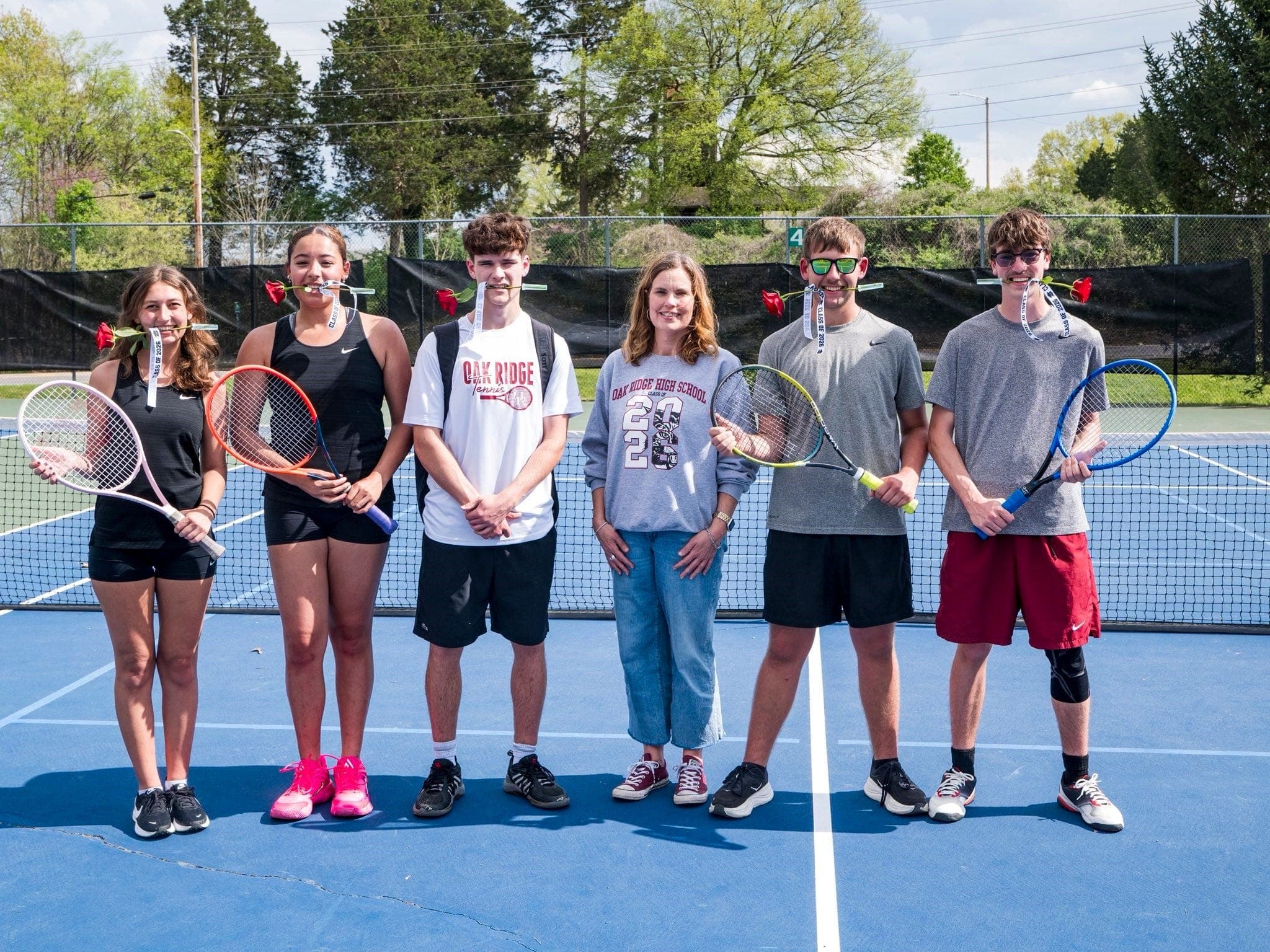 Tears and a win at Senior Night for Oak Ridge High tennis
