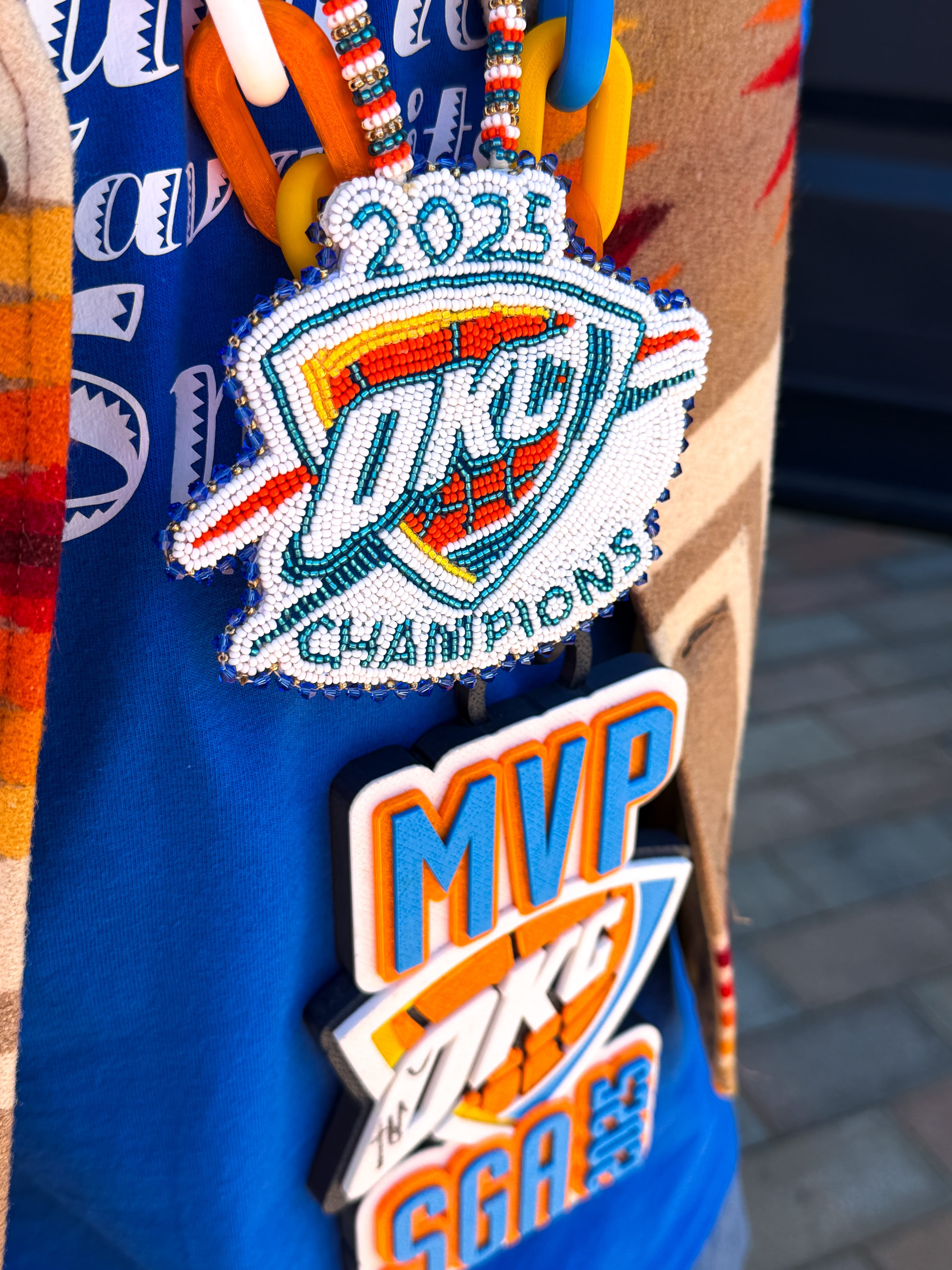 OKC superfans mix love of Thunder, Indigenous pride: 'Show your colors'