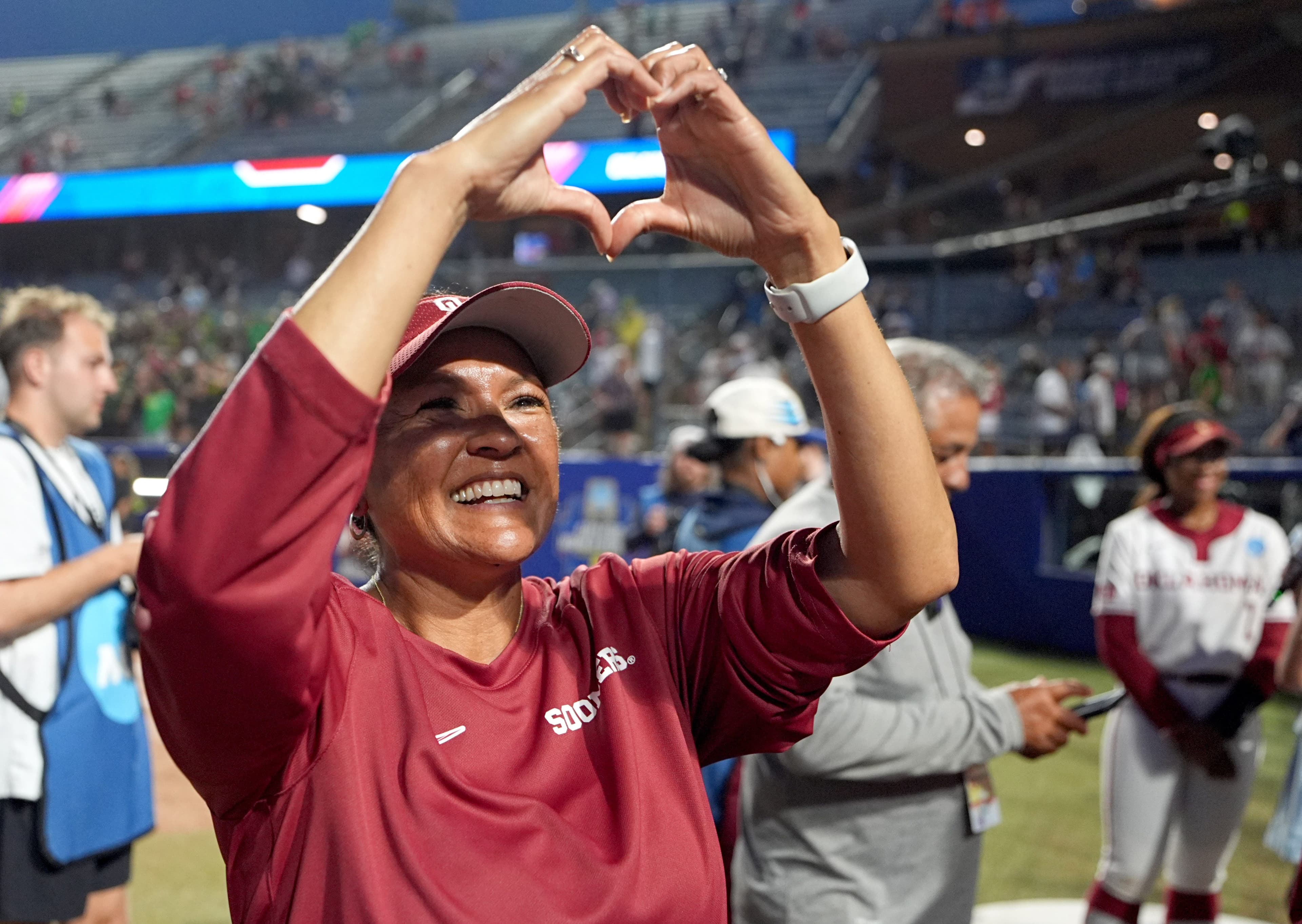 OU softball coach Jennifer Rocha returns to Love's Field after cancer battle