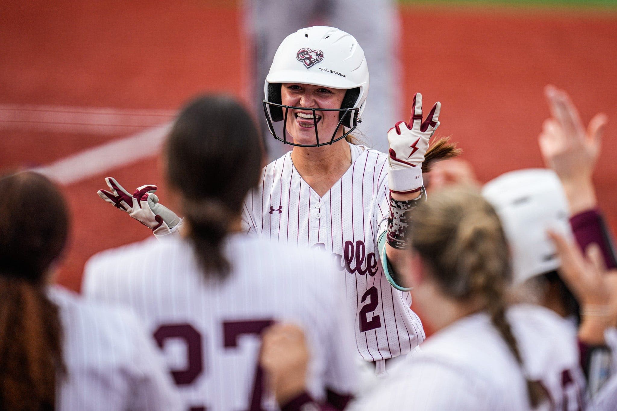 La Salle softball sends NK, rest of league a reminder as playoffs near