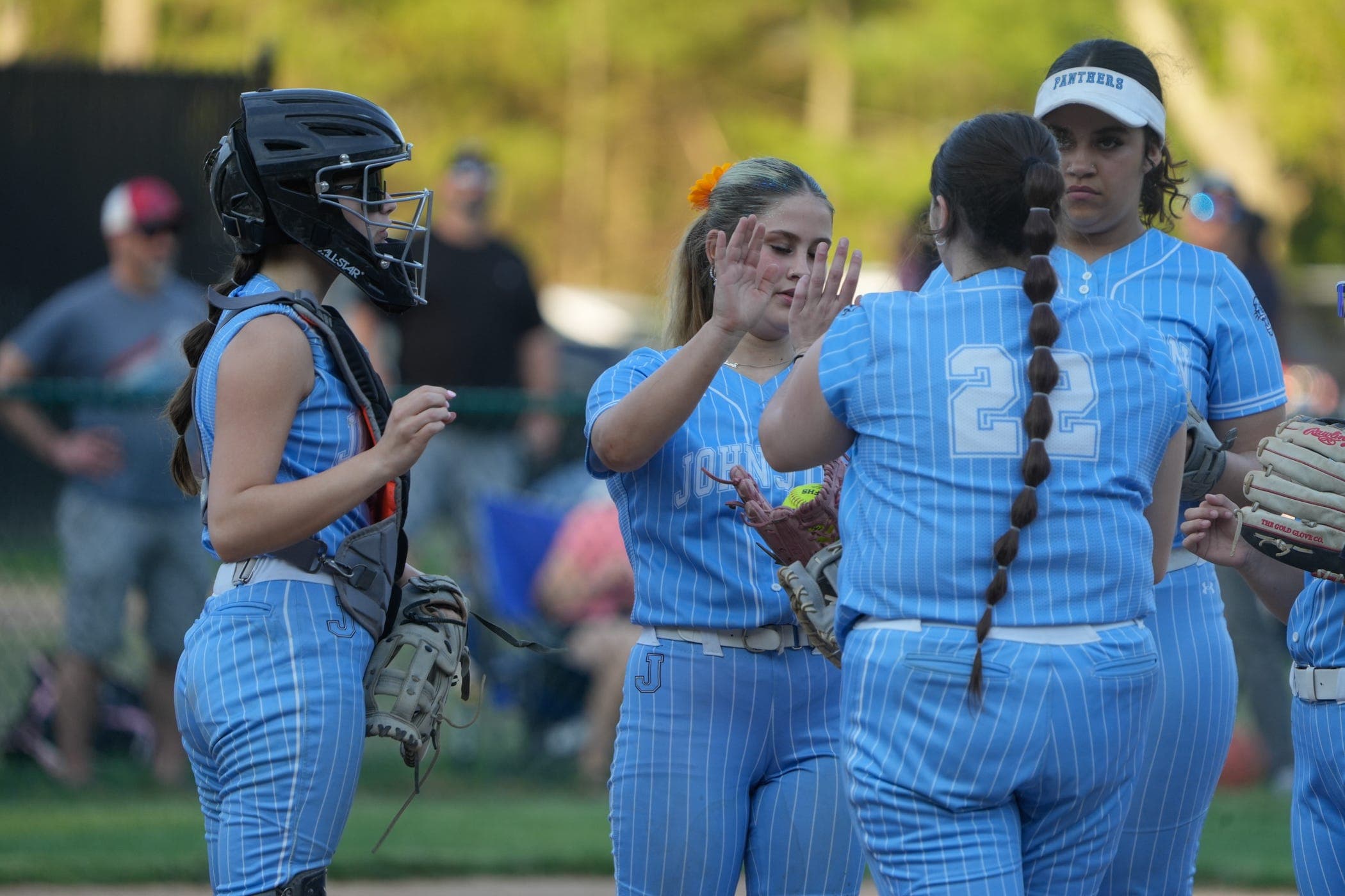 Johnston softball hands Lincoln first loss on eve of postseason