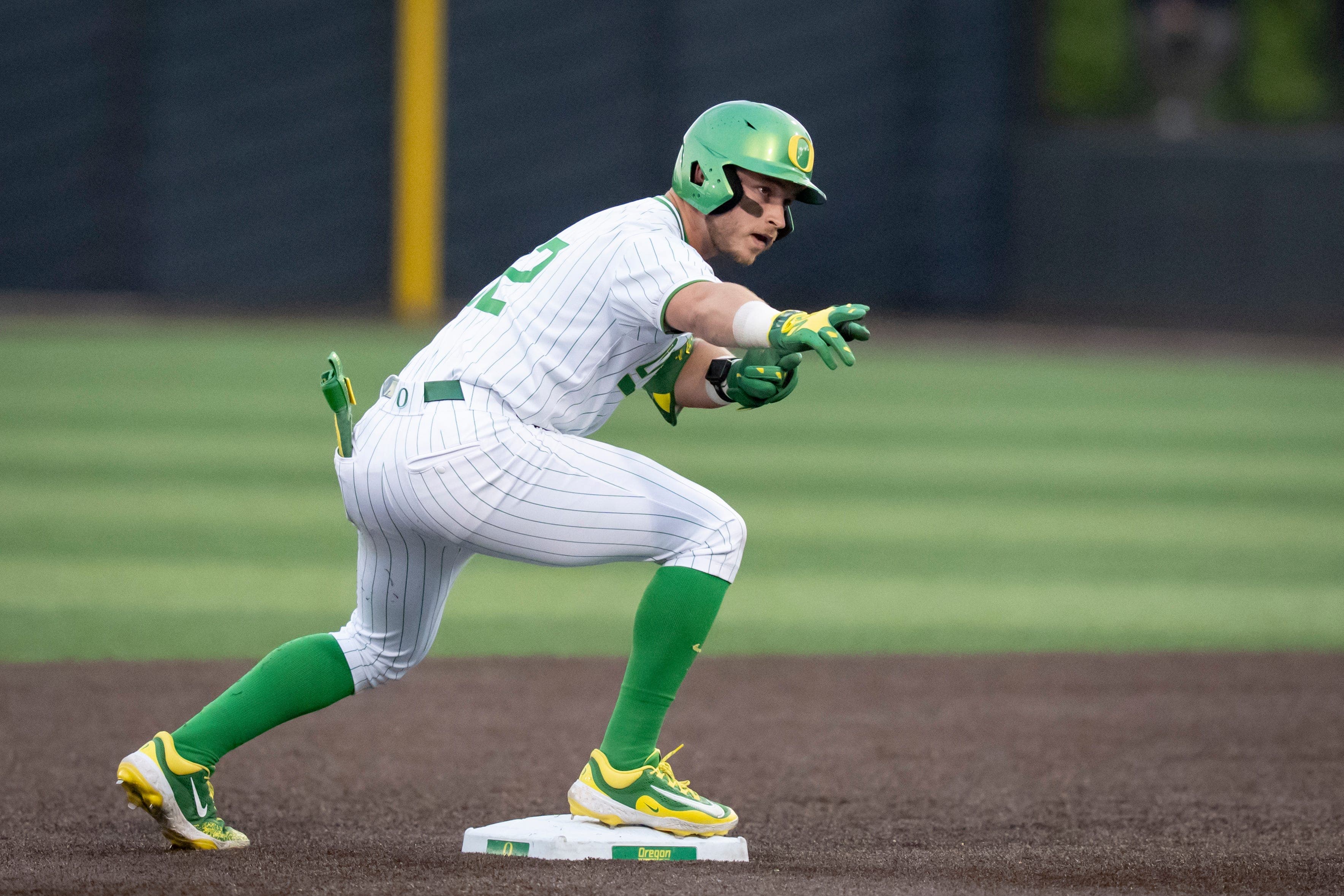 Oregon baseball vs. Washington live updates. Big Ten tournament score