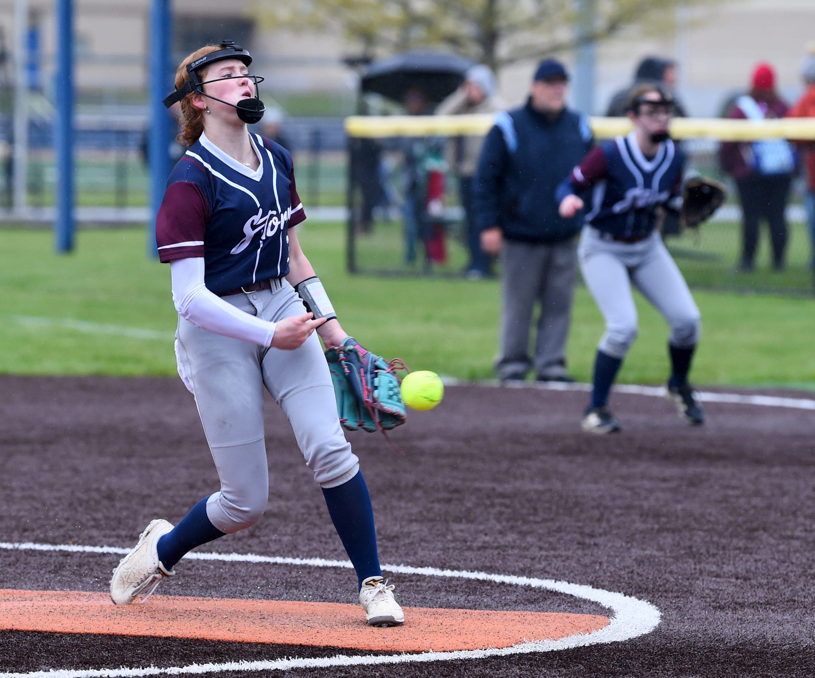 Watkins Glen/O-M holds off Lansing for IAC Large School softball title