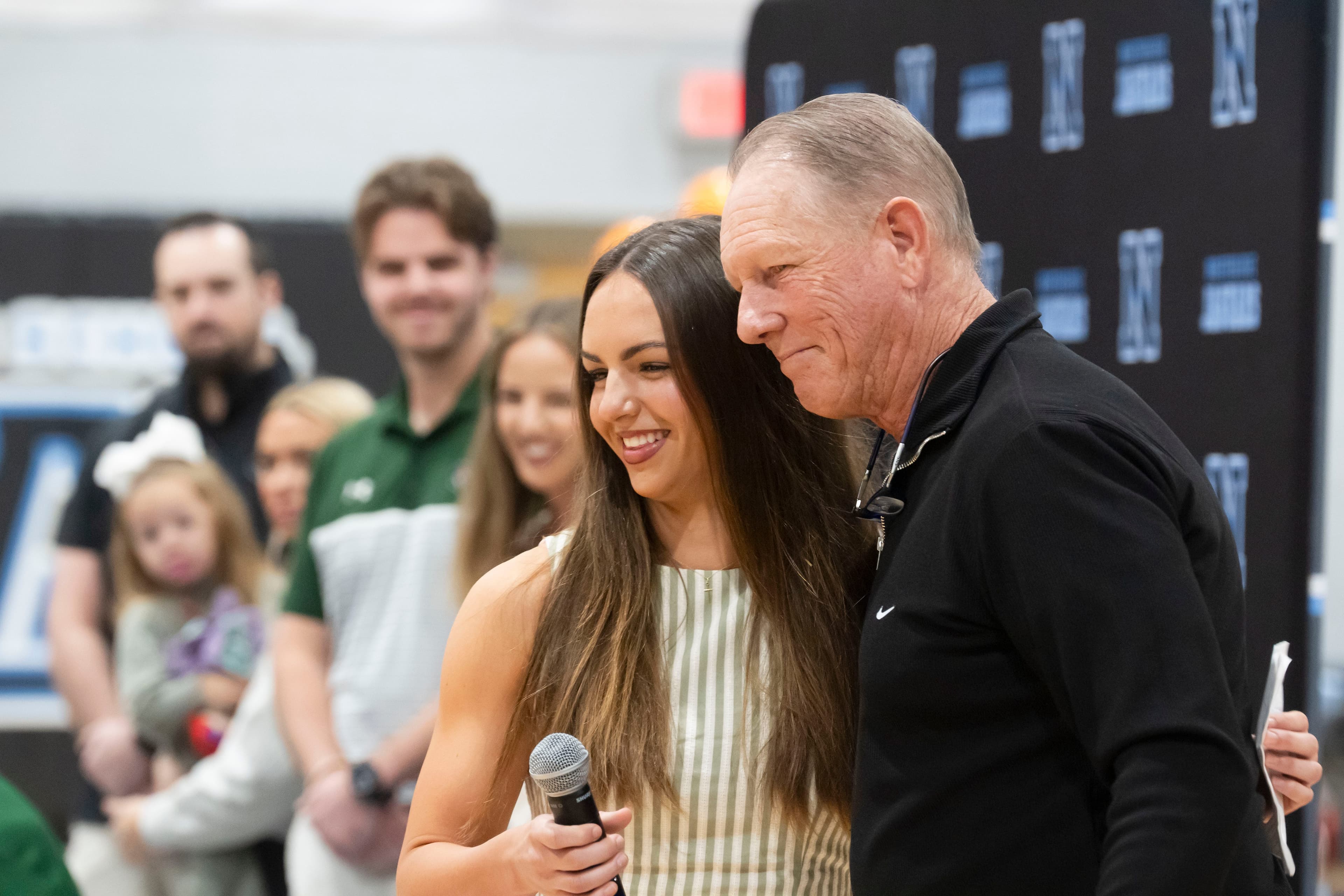 New Headline: "Dreamer Shines, Alabama's Champion Runs Smashing 100m!