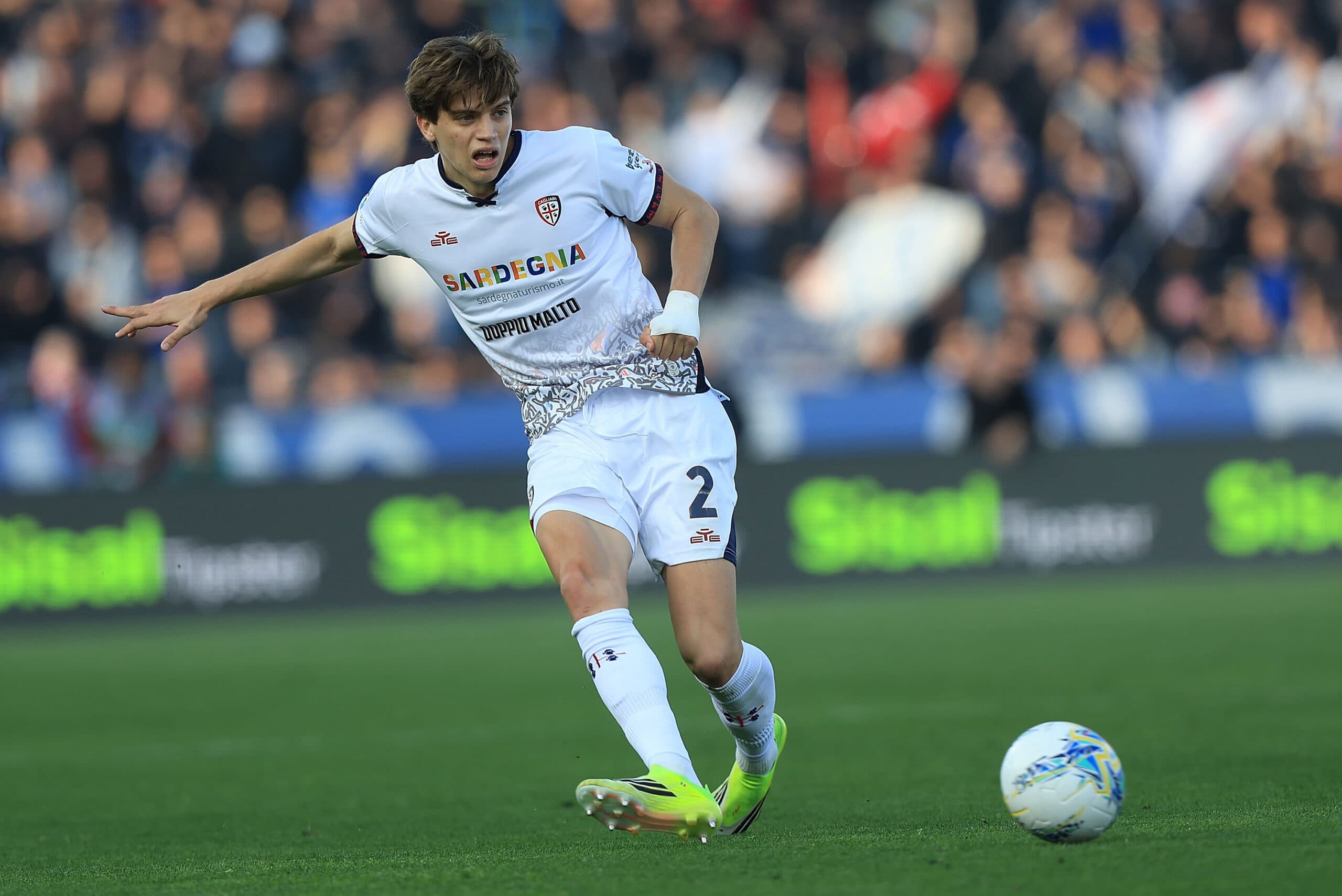 Liverpool Are Eyeing A Move For This Serie A Full-Back: What Will He Bring To Anfield?