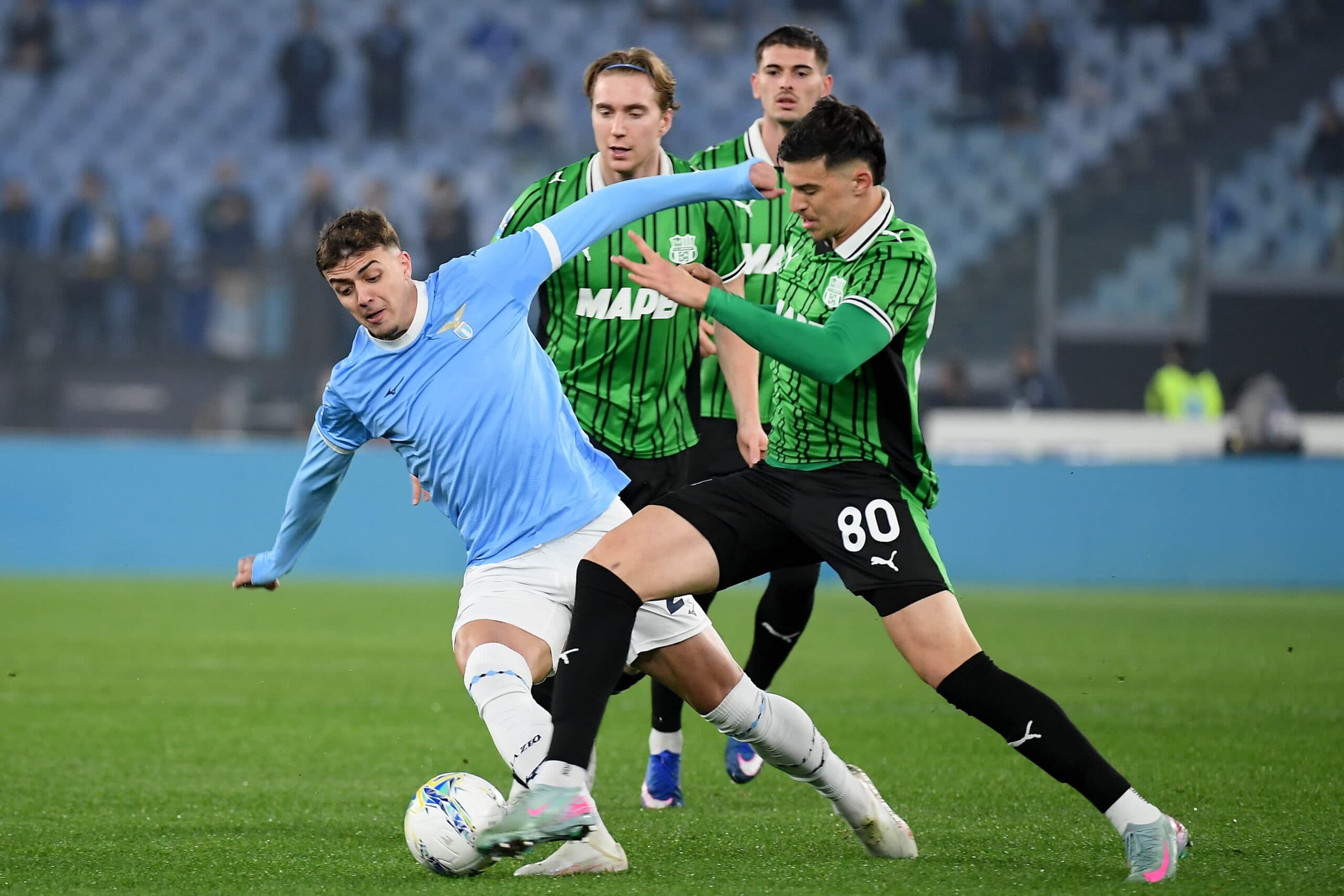 Aston Villa Face Intense Competition For €25 Defender: Why Do They Still Have Reasons To Fight?