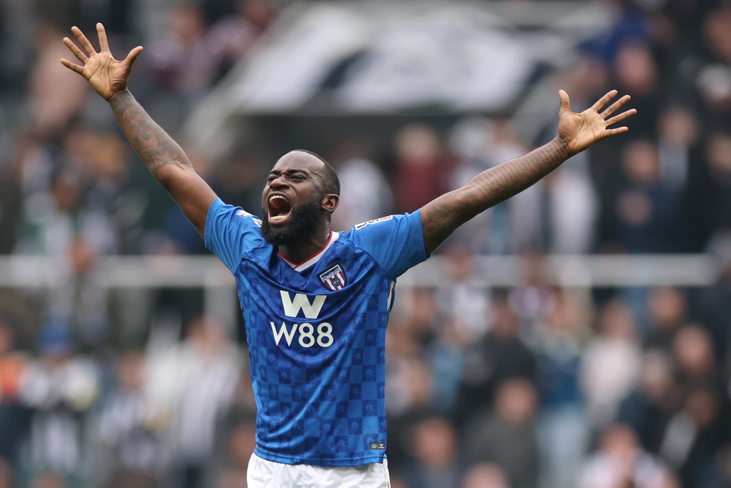 Sunderland Loanee Is Gathering Interest From Liverpool: What Should Le Bris Do?