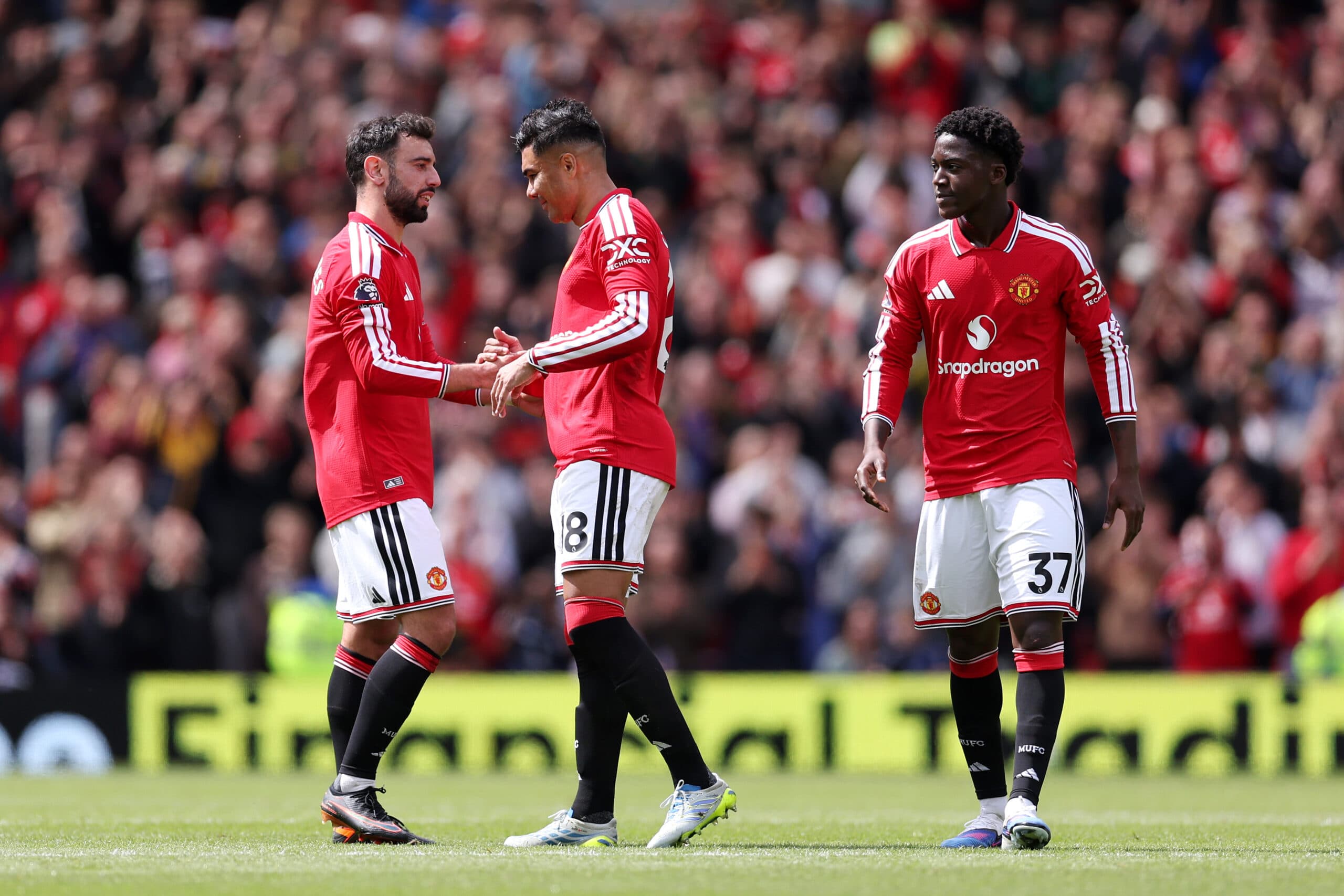 Ugarte To Start, Casemiro On The Bench | 4-2-3-1 Manchester United Predicted Lineup Vs Brighton