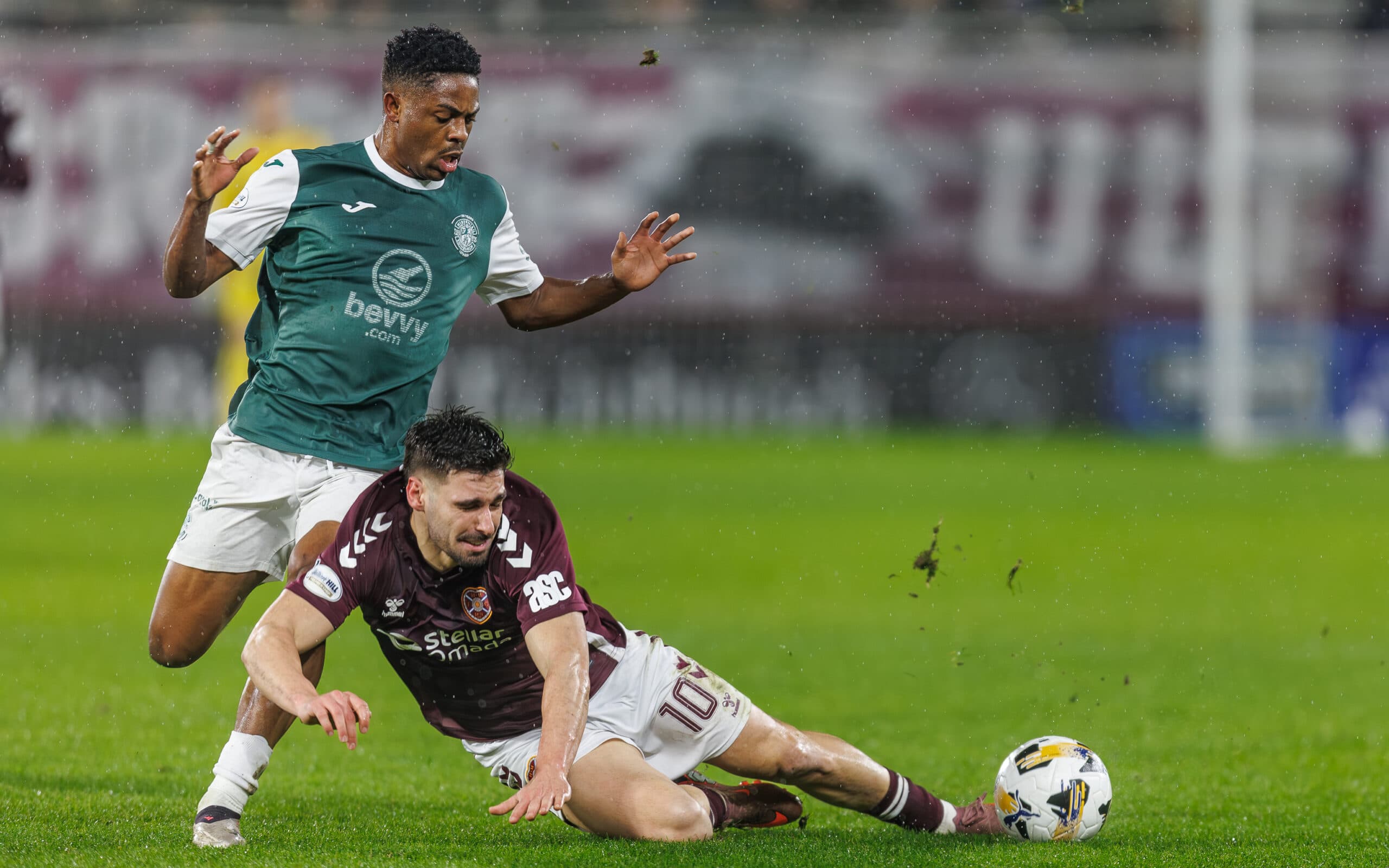 Celtic Are Interested In This Hibernian Player: Sound Idea For The Club?