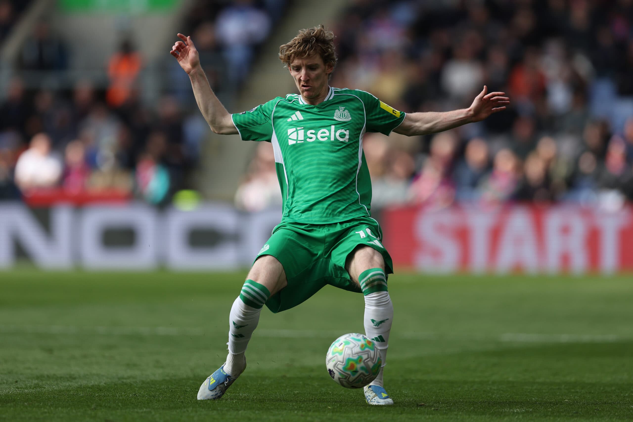 Chelsea Would Have To Rival Bayern Munich For This Newcastle United Winger: Should The Blues Go For Him?