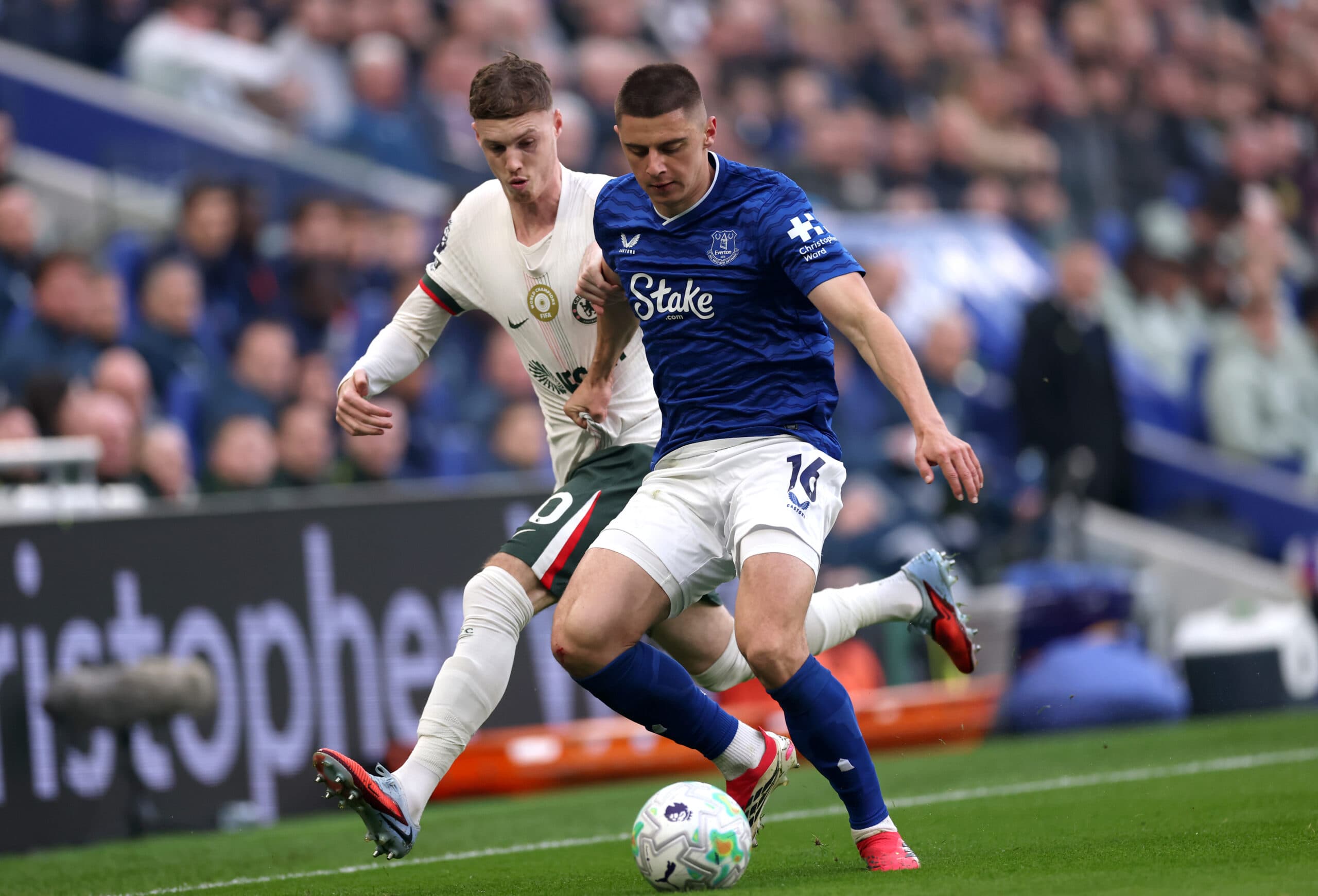 Latest Update On 26-Year-Old Everton Star: Will It Be A Good Sign For Financial Health?