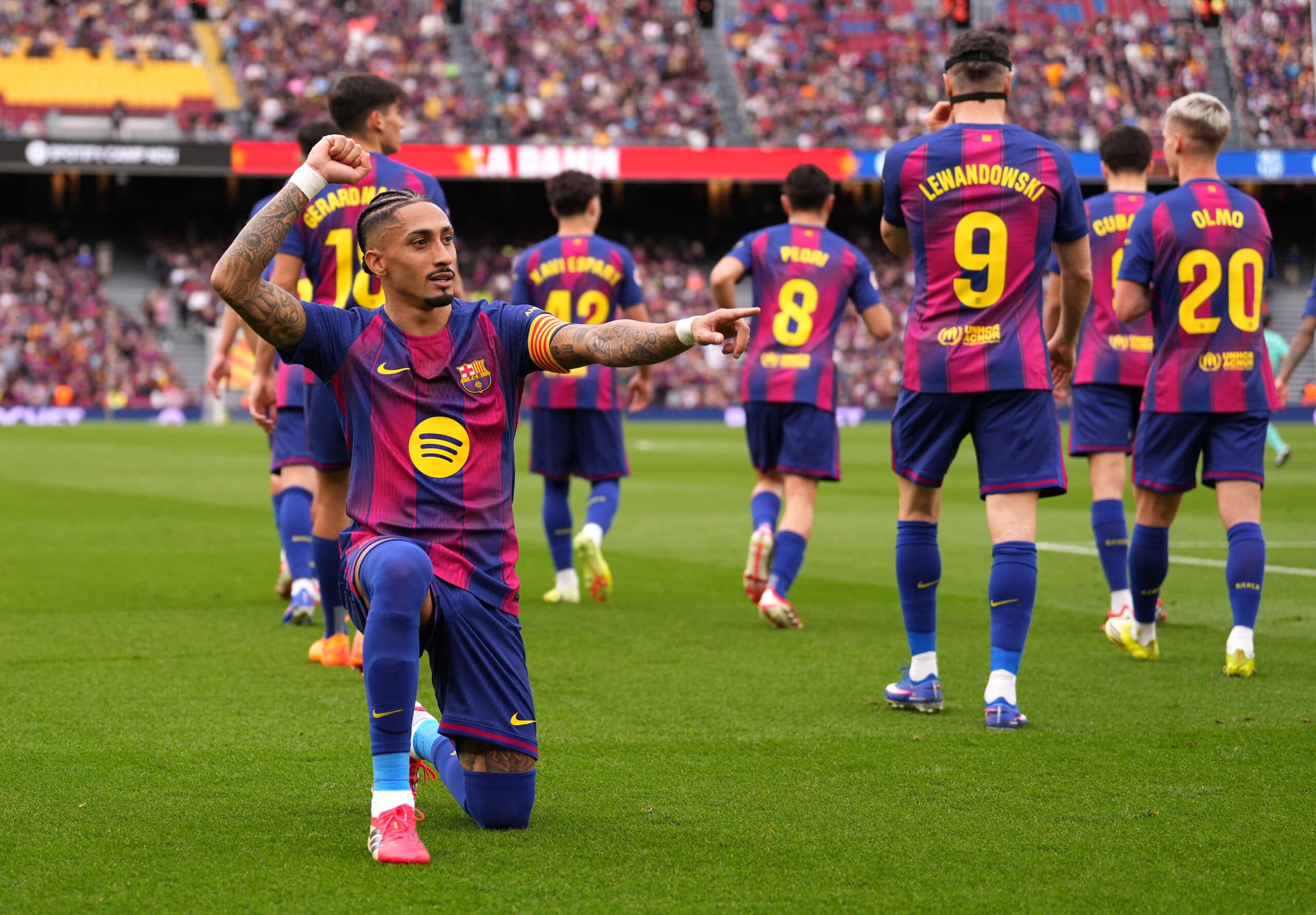 Raphinha Scores an Unbelievable 9.5 Goals in Barça’s Dominant Showdown Against Sevilla!