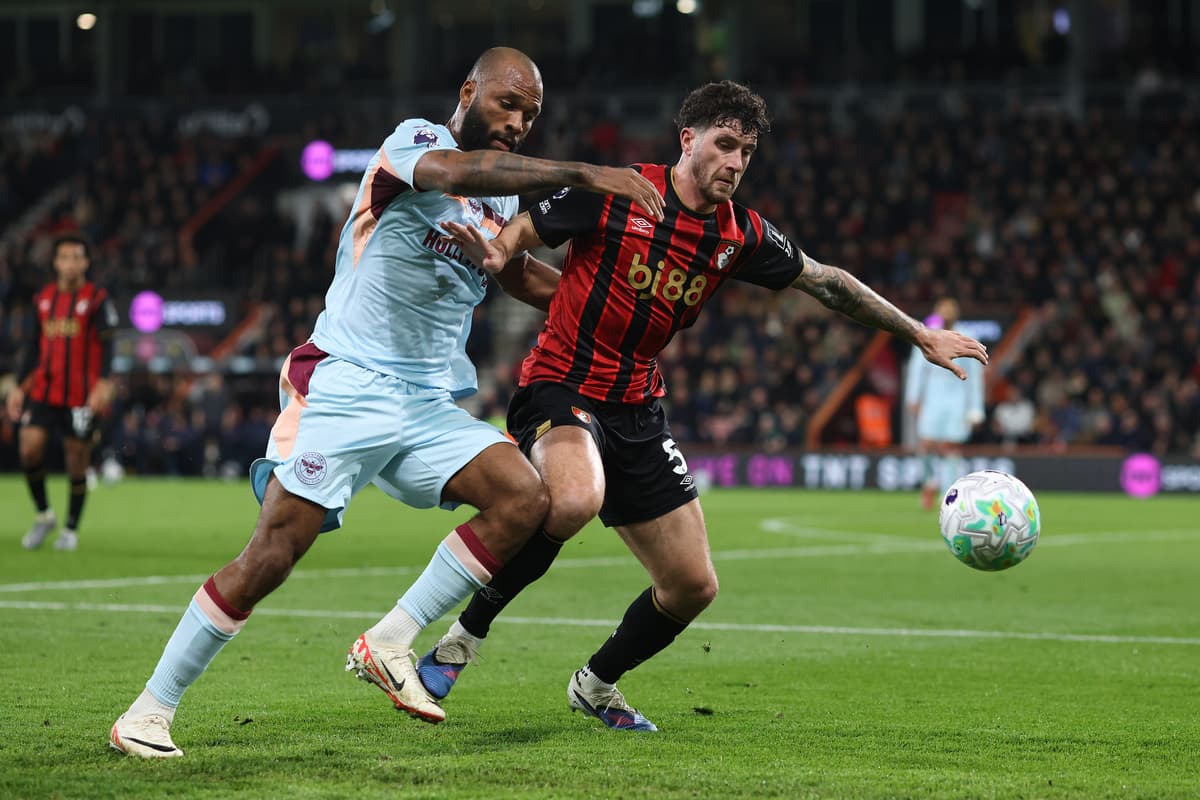 Aston Villa Looks to 28-Year-Old 'Goalkeeper's Dream' - Can Former Premier Coach Illuminate Youth Development?