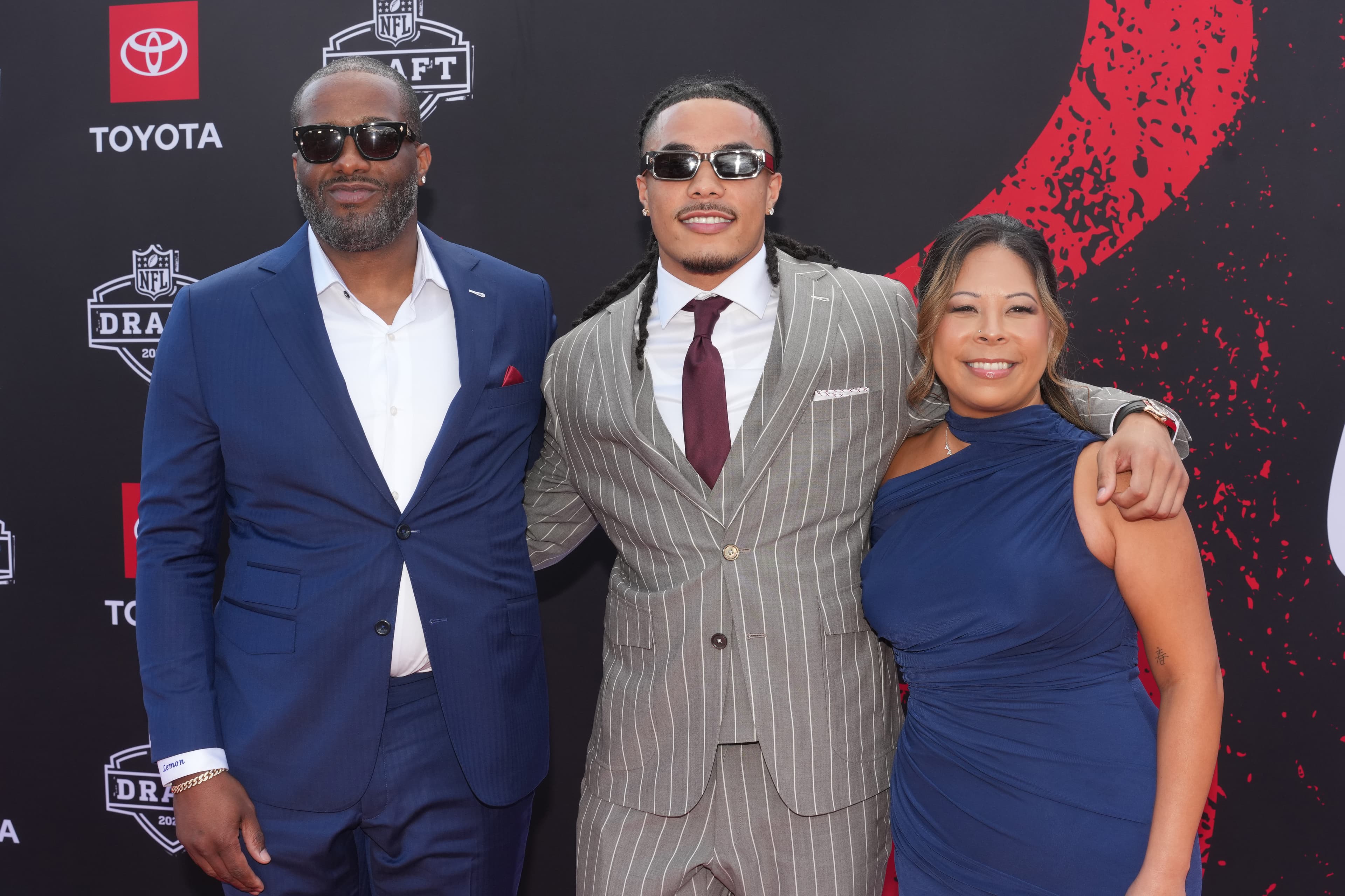 Viral Makai Lemon video unveils chaotic Steelers-Eagles NFL Draft drama