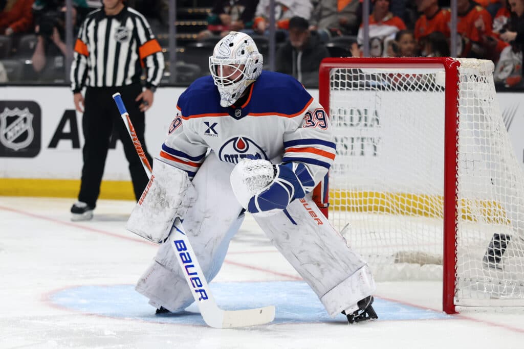 Former NHL goalie Devan Dubnyk flags major issue in Oilers’ goaltending setup