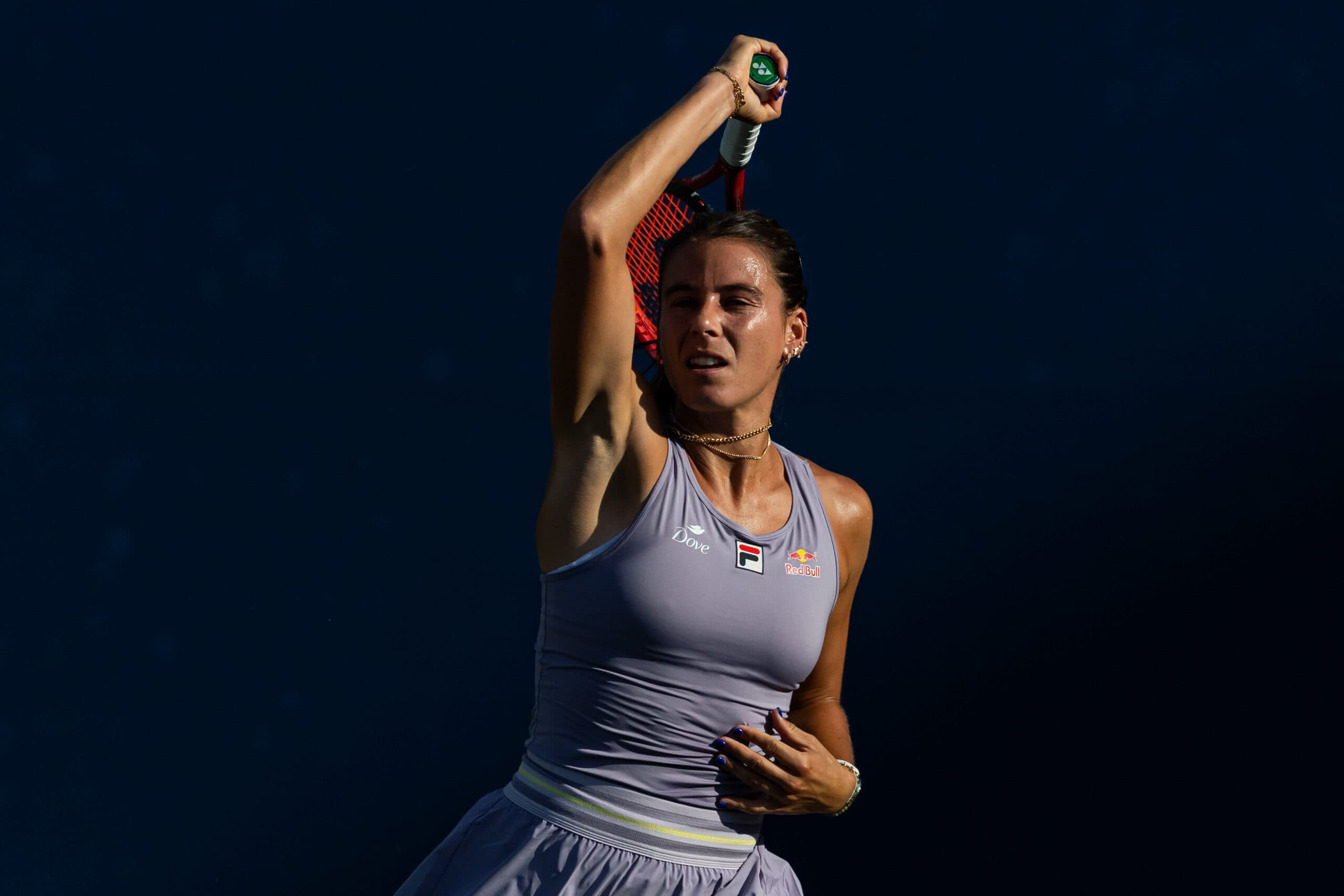 Strasbourg champ Emma Navarro emerges as a French Open contender