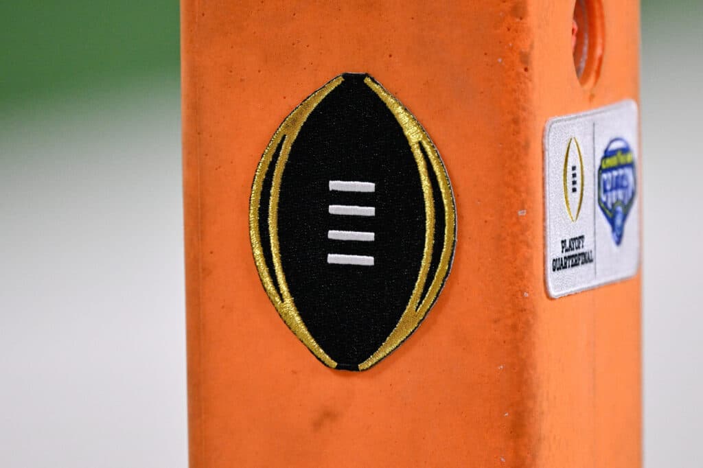 Coaches vote for key college football playoff, postseason changes