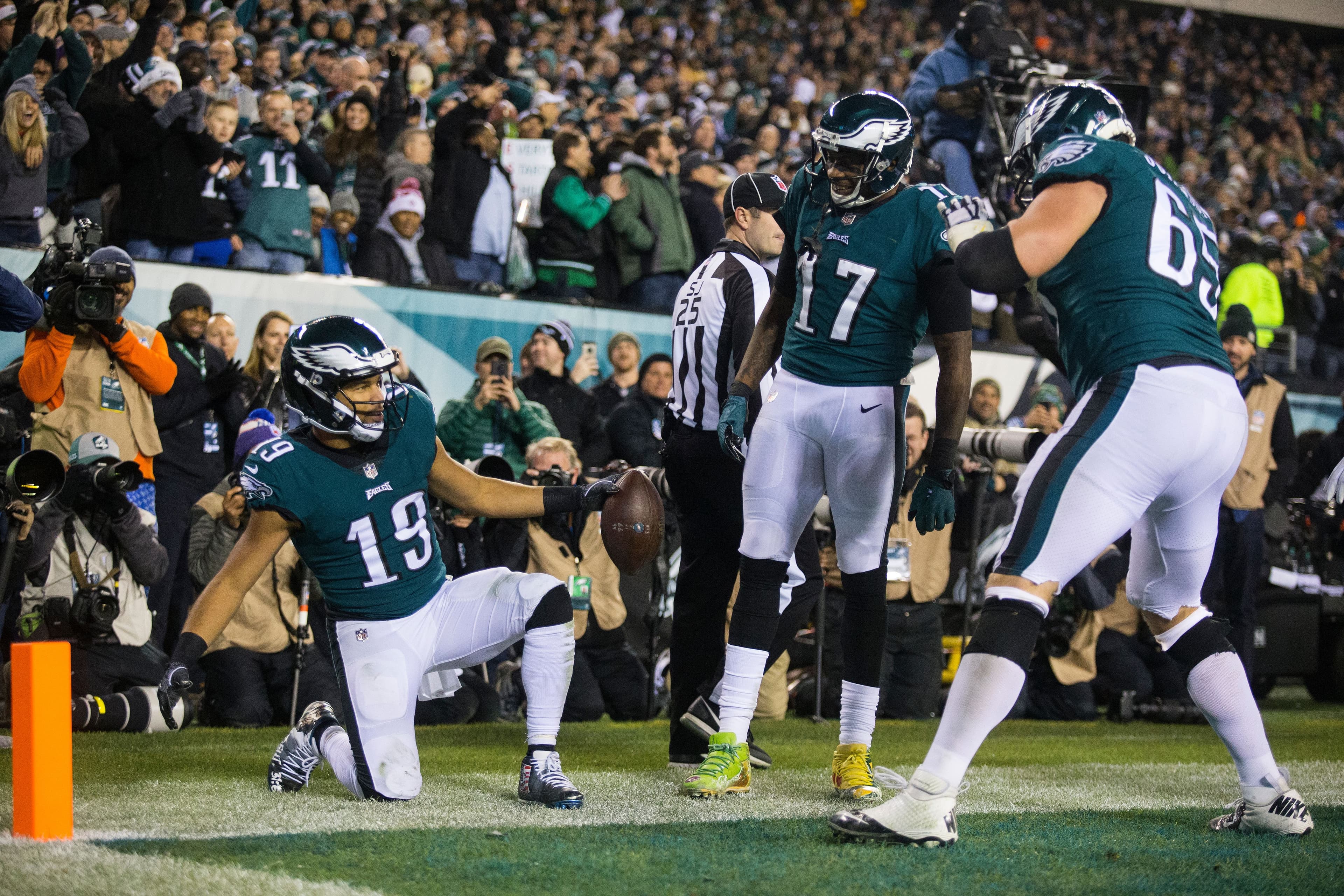 Super Bowl champion Alshon Jeffery arrested over fraud scandal