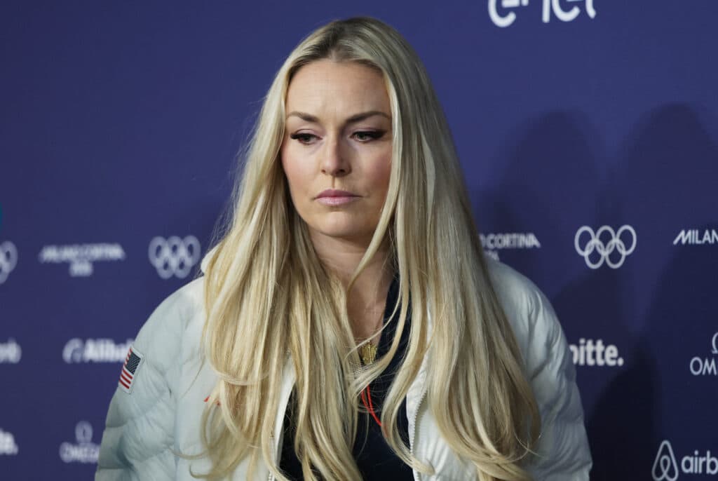 Lindsey Vonn makes positive steps after devastating Olympic crash