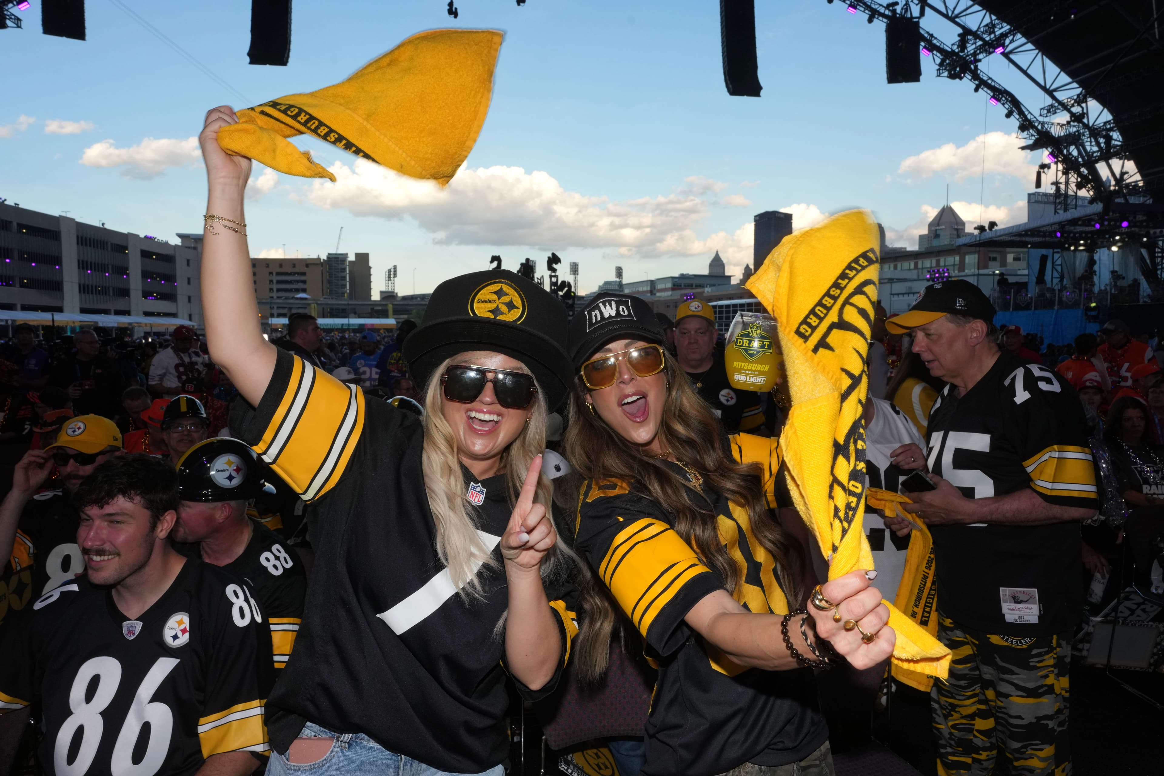 Updated 2026 NFL Draft order for Rounds 2 & 3