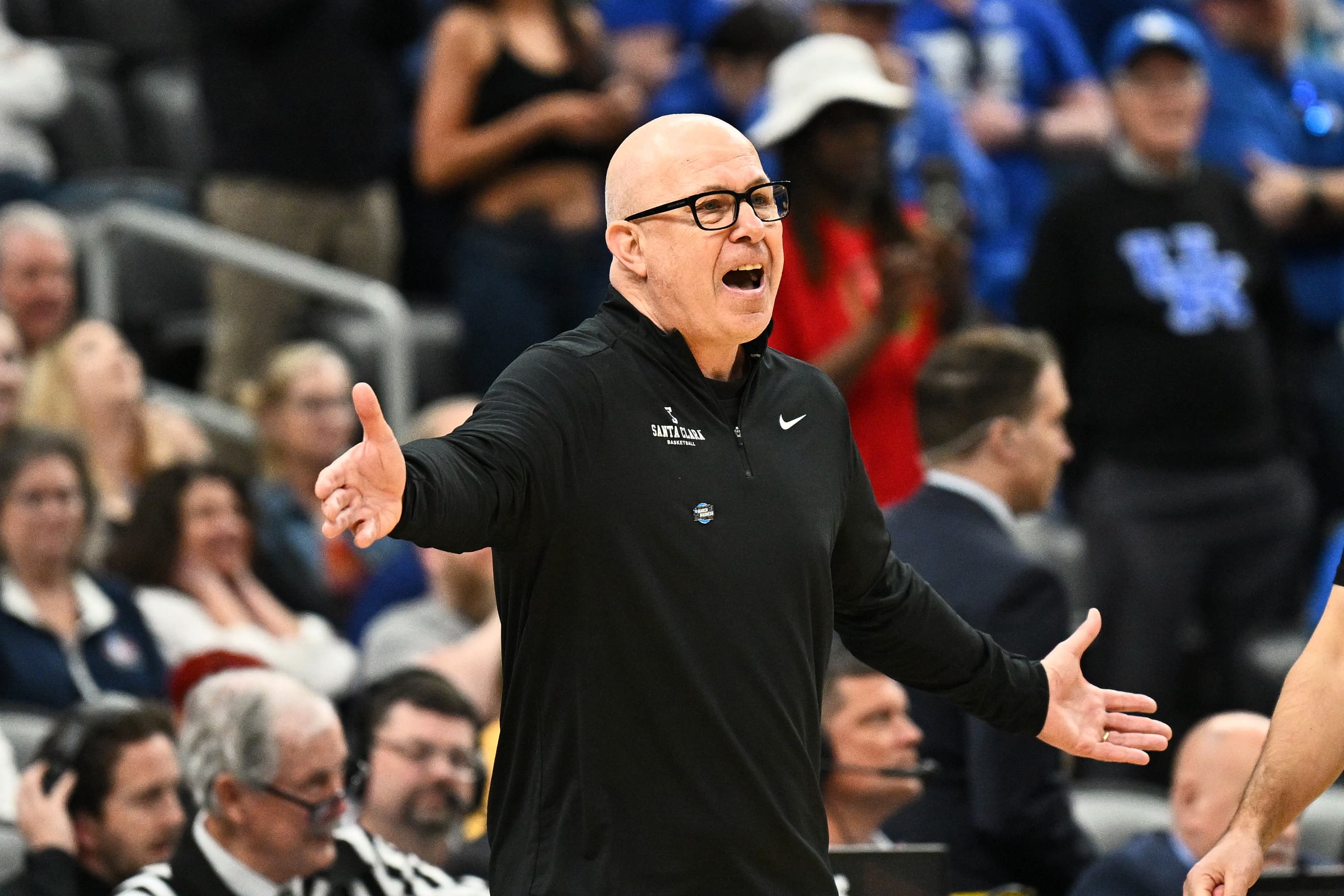 Santa Clara coach feels robbed by refs after wild Kentucky buzzer beater