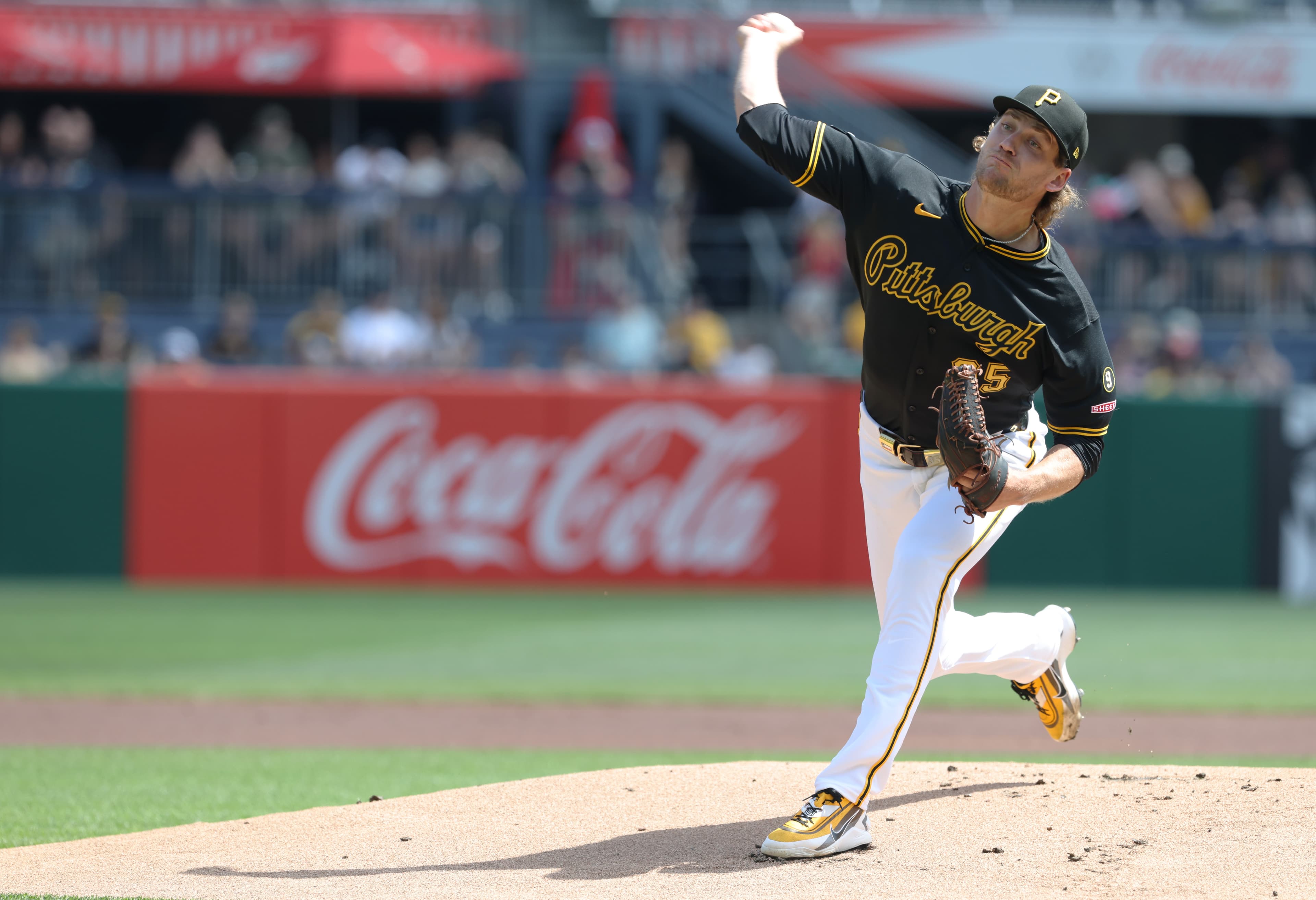 Pirates catcher pulls off arm-sleeve gender reveal for starter Braxton Ashcraft’s baby