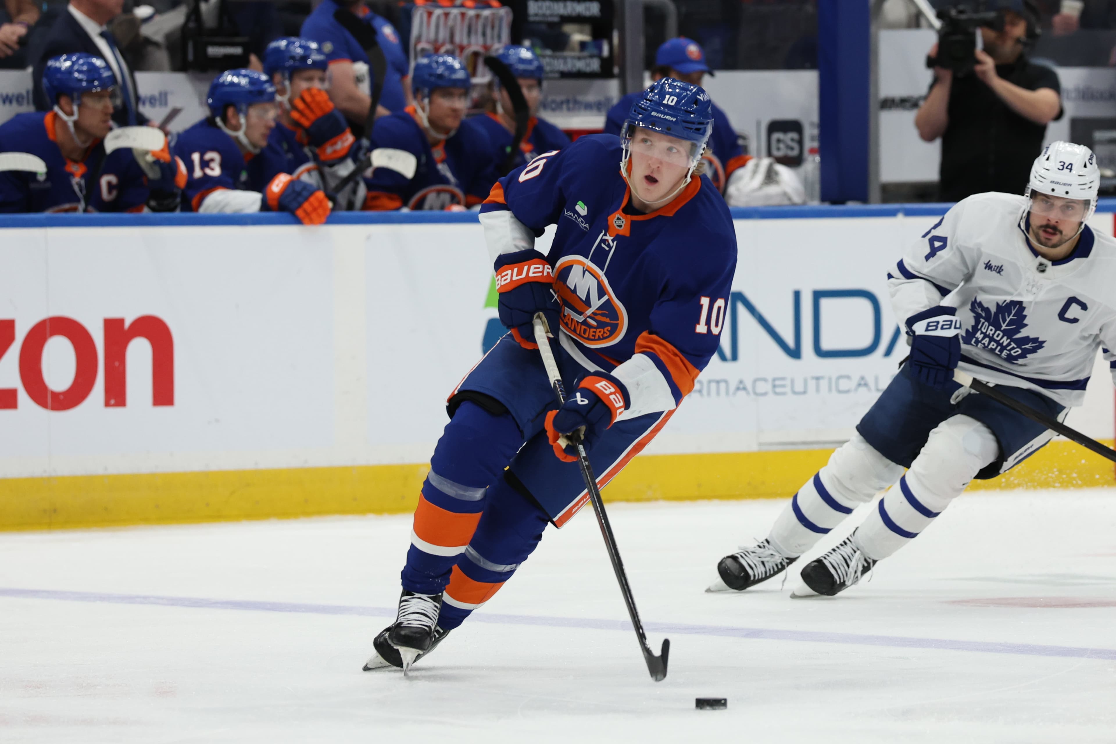 How to live stream Maple Leafs vs Islanders: NHL, TV channel