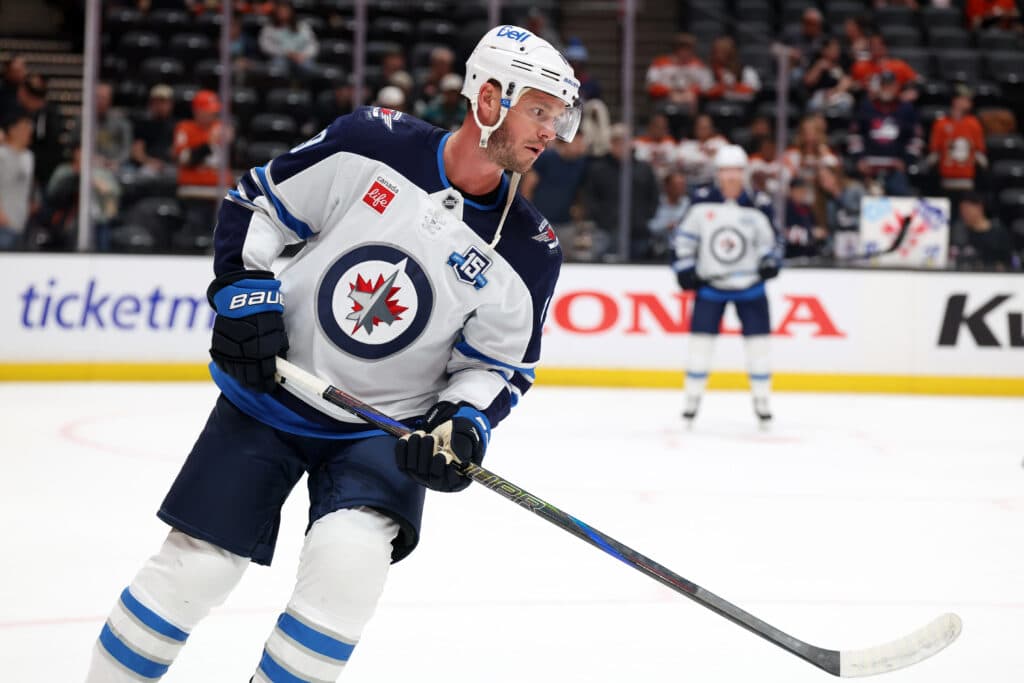 Jonathan Toews gives honest update on future with Winnipeg Jets