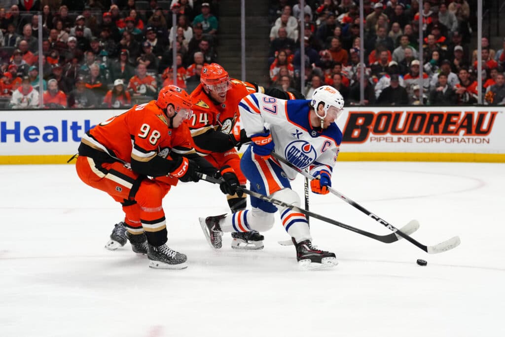 Oilers management under fire as goaltending woes waste McDavid-Draisaitl prime