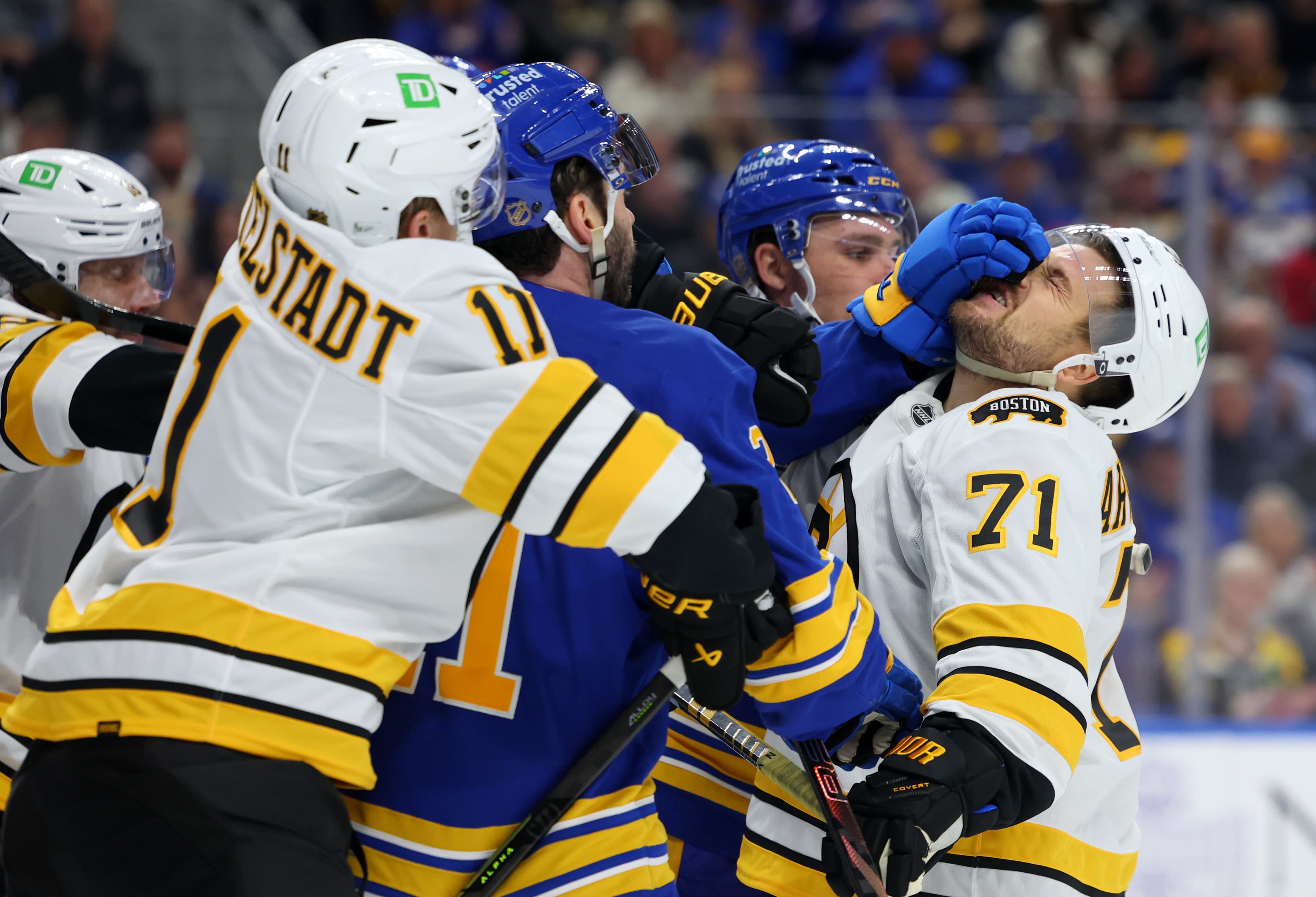 Buffalo Sabres coach fires back after Bruins’ ‘bigger, stronger’ claim