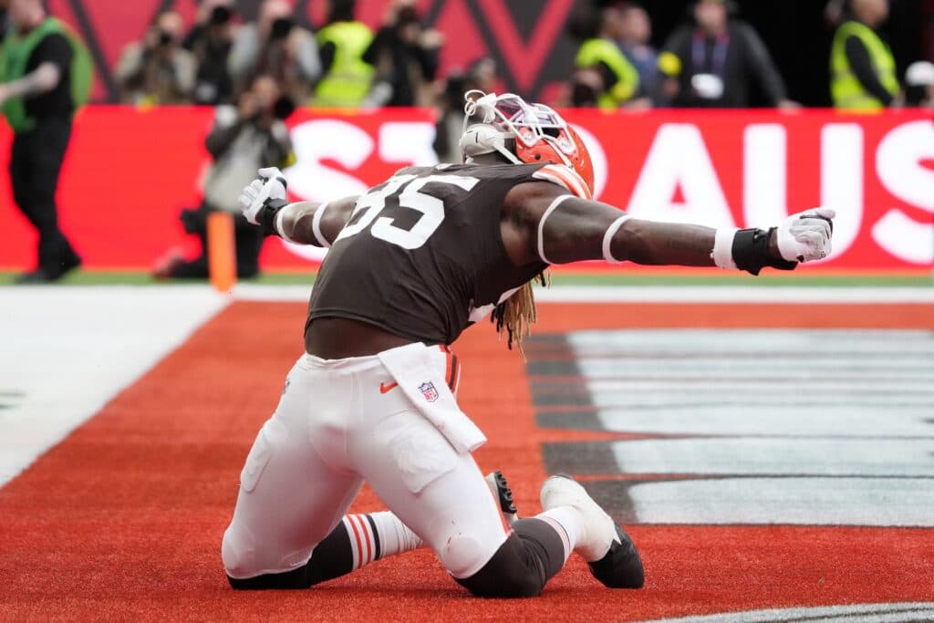 Los Angeles Chargers target David Njoku: could this move spark AFC West contention?