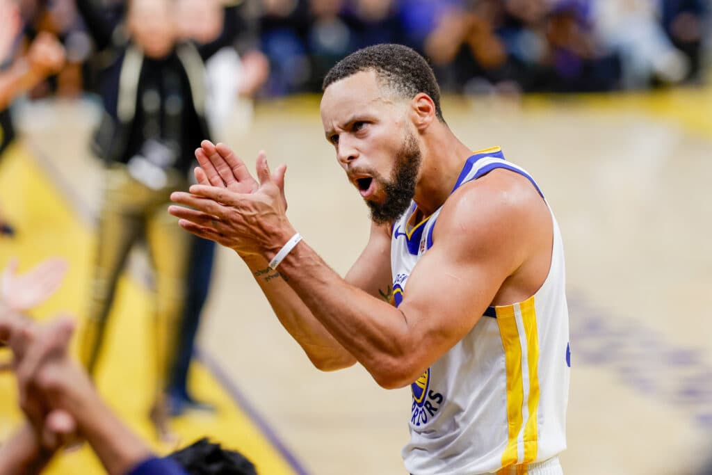 Young Stephen Curry fan mimicking ‘night-night’ celebration sparks reaction