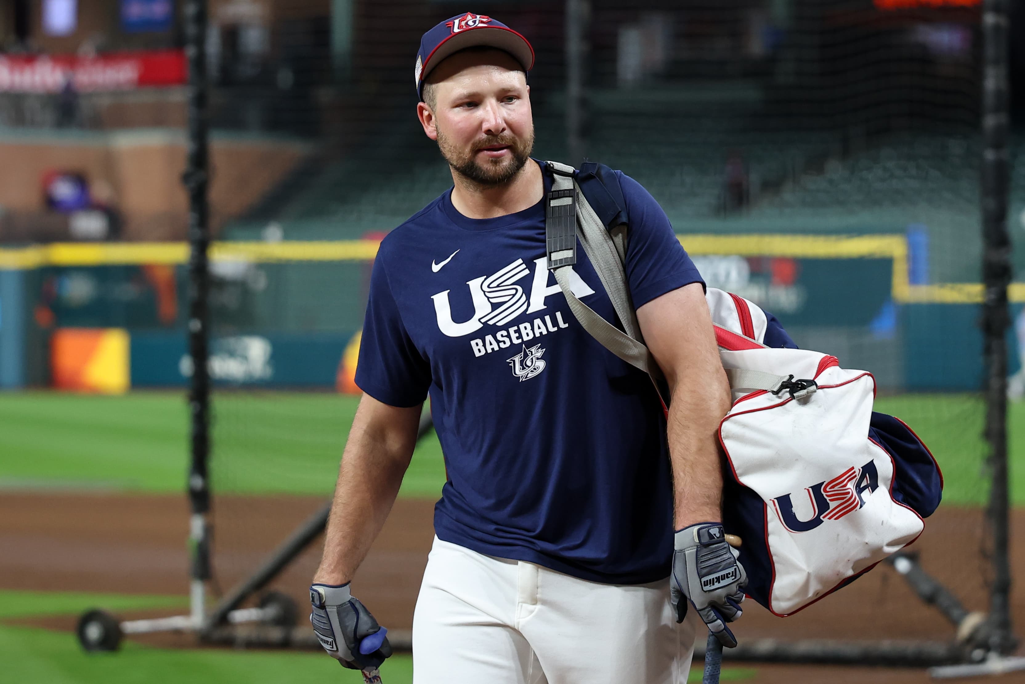 Randy Arozarena apologizes to Cal Raleigh for WBC spat before Seattle Mariners open MLB season