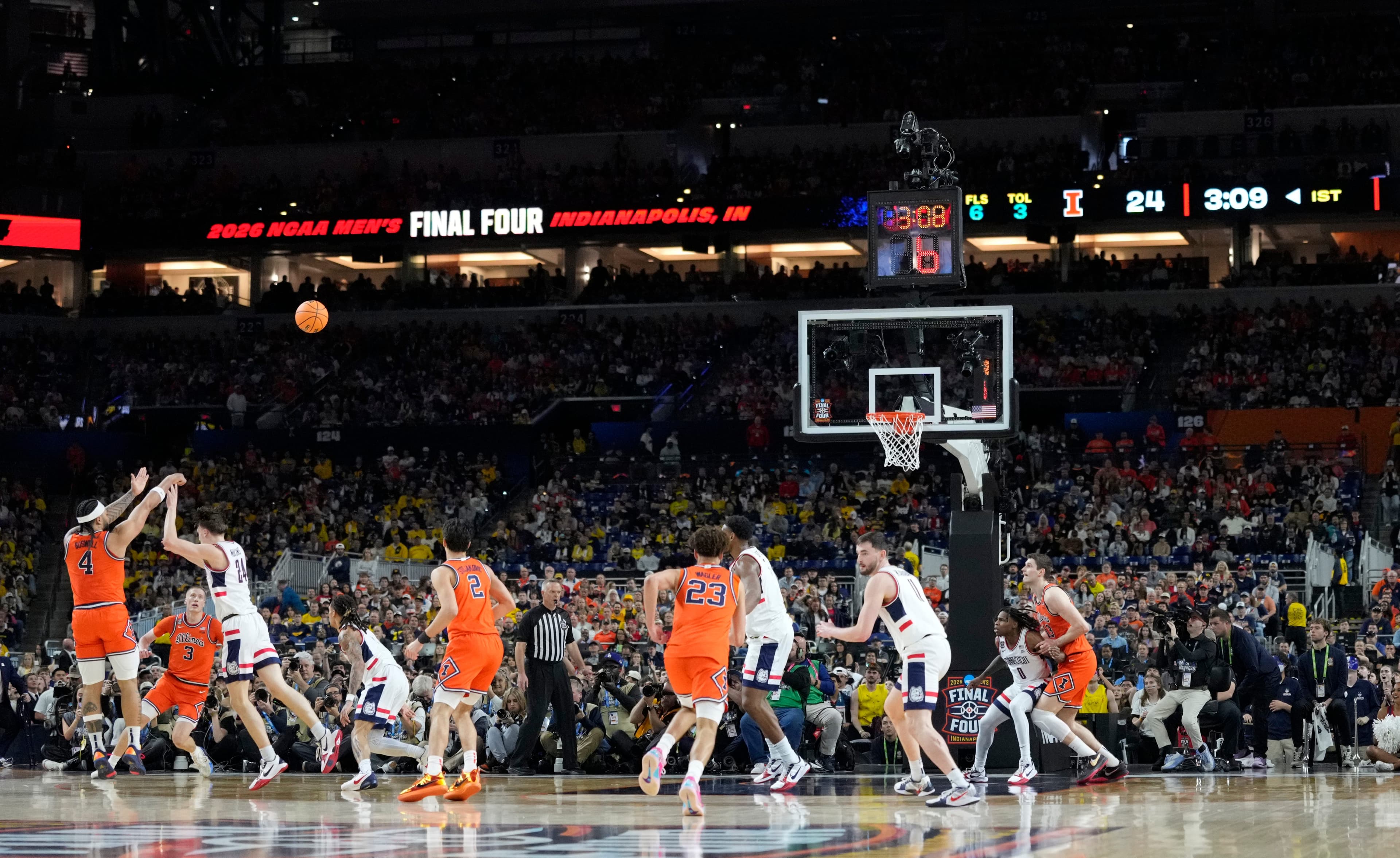 Illinois a cappella group gets roasted after viral March Madness song