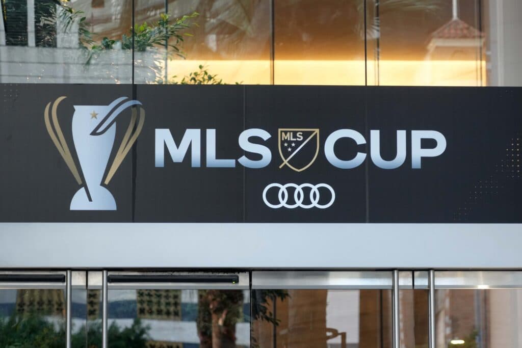 Ranking American sports league & championship logos from worst to best