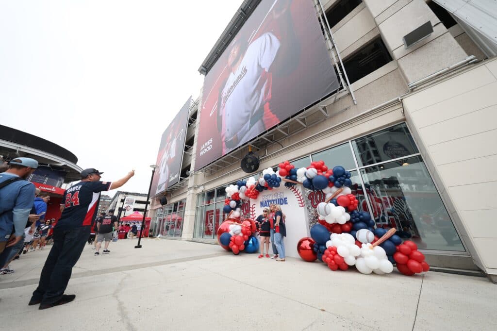 Beer prices at every MLB ballpark in 2026 ranked