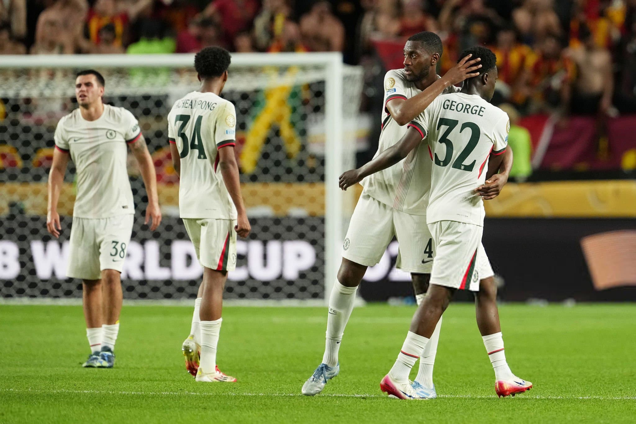 ‘File under pointless signings’ – Journalist slams Chelsea player who’s become a ghost