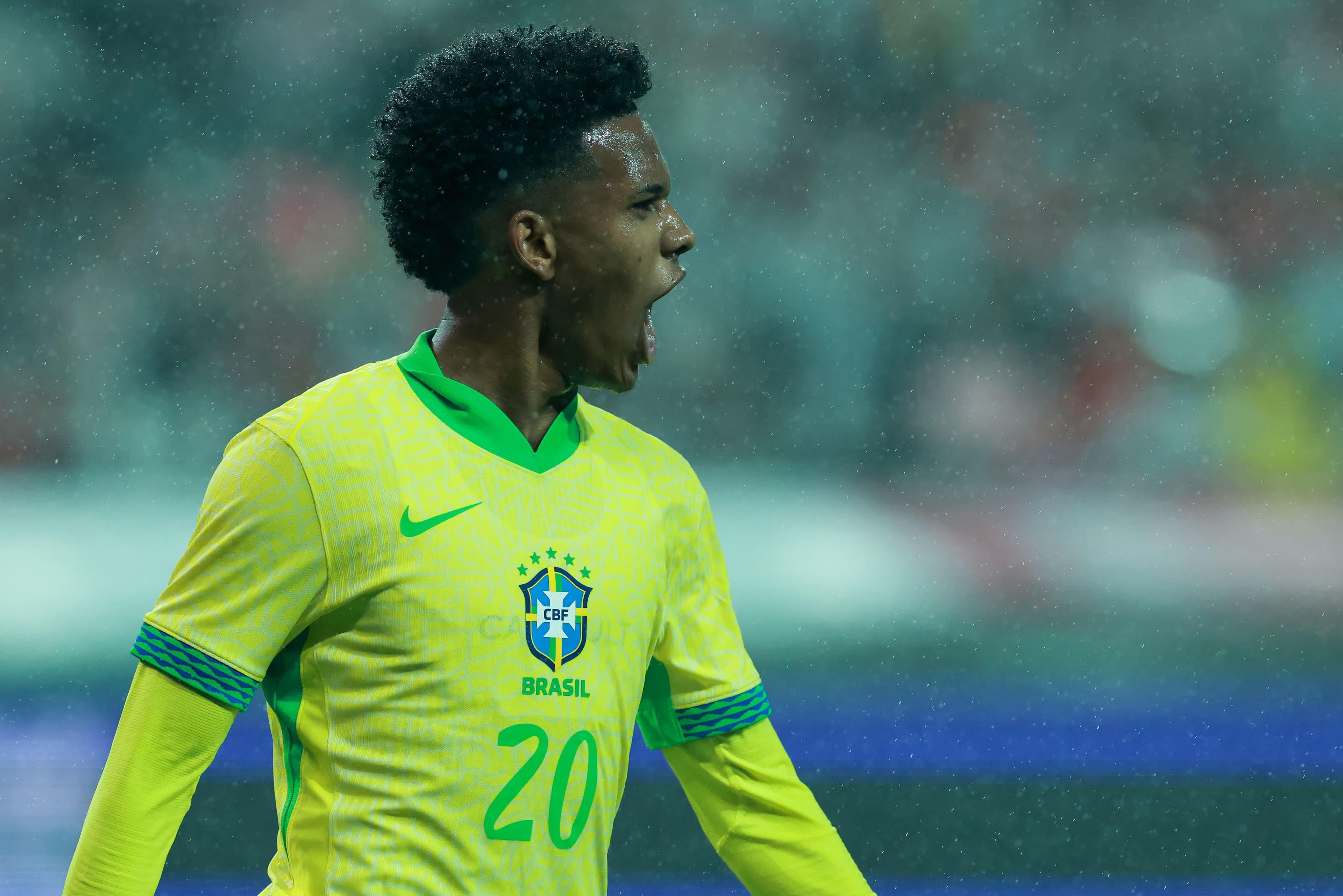 “How important this is”- South American football expert praises Estevao for major decision