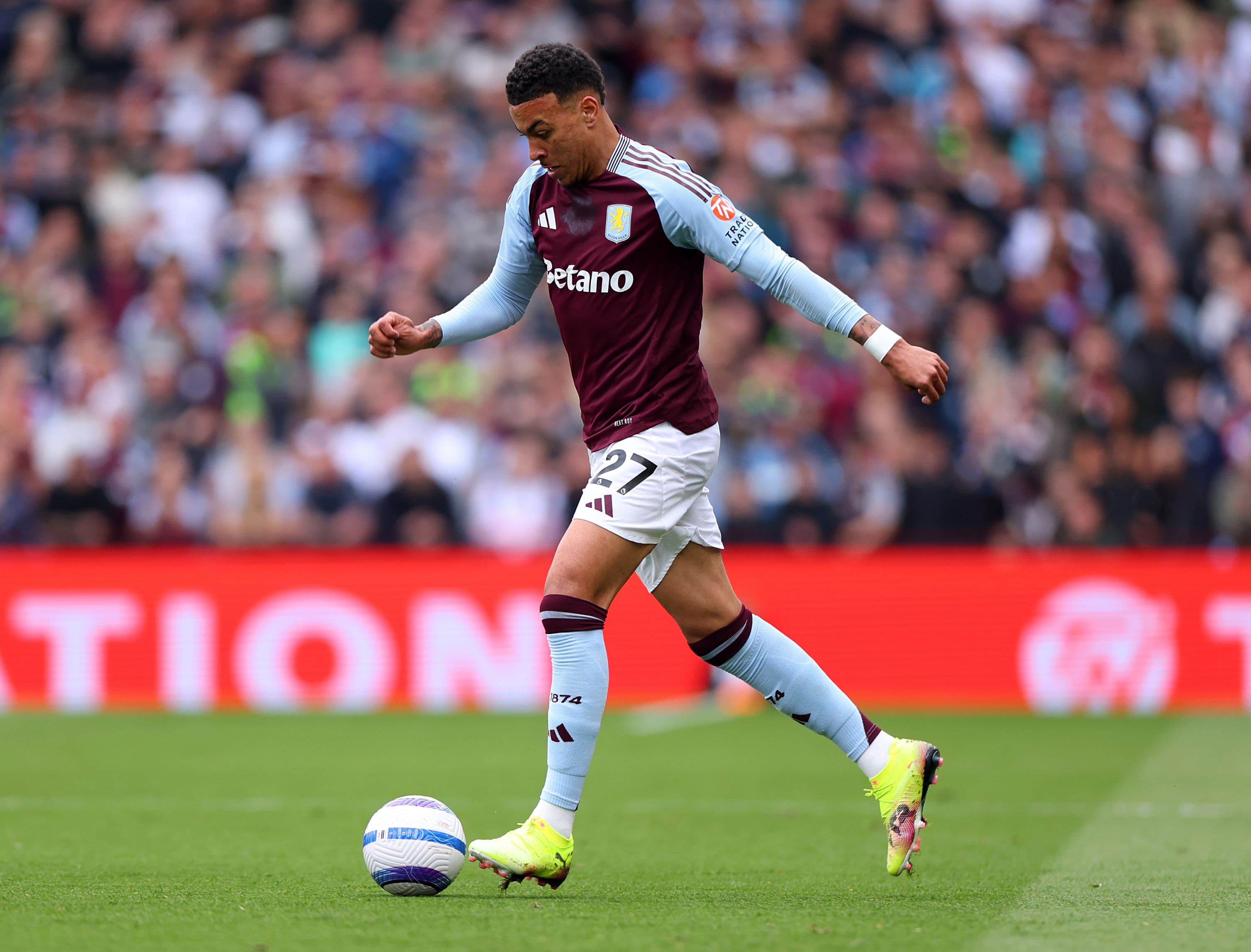 Chelsea target is open to leaving his club this summer with movement expected