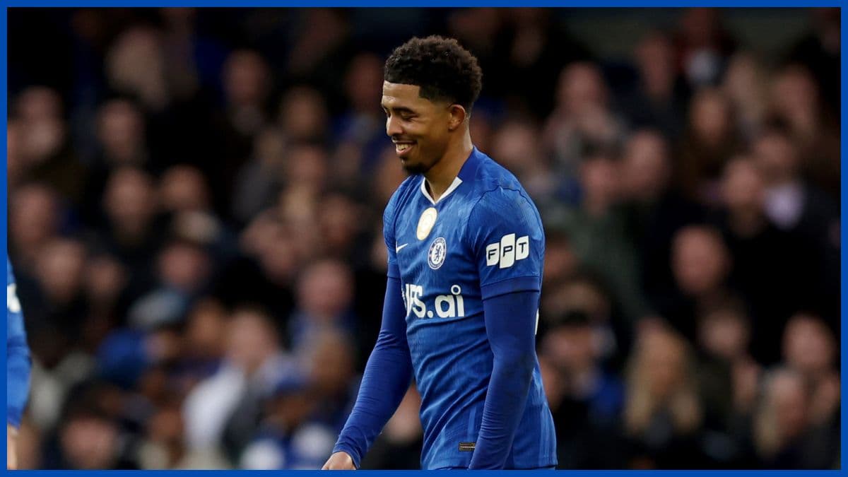 “We need to stay together” says Chelsea player who has been unable to show any togetherness